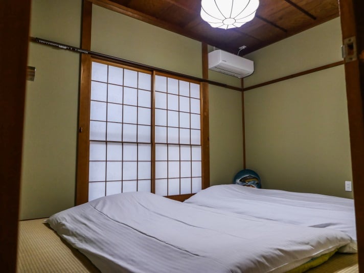 6 tatami Japanese-style room