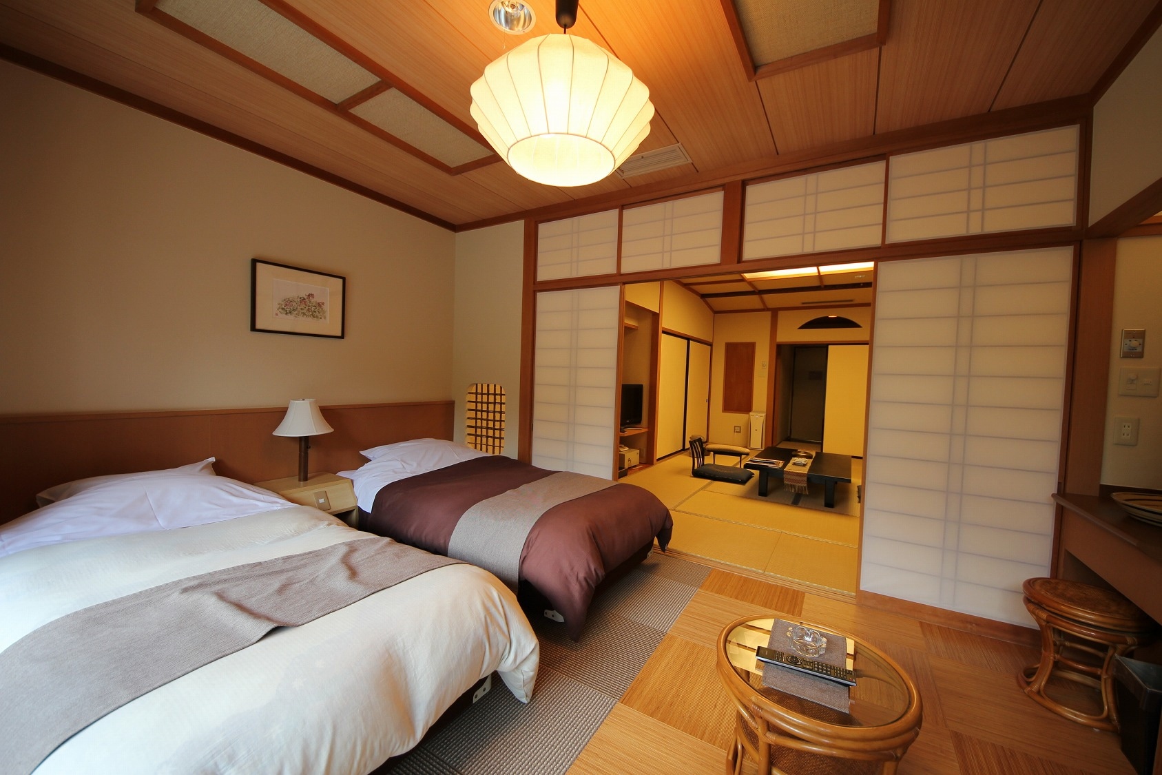 Open-air bath included [Ginryu] Japanese-Western style room