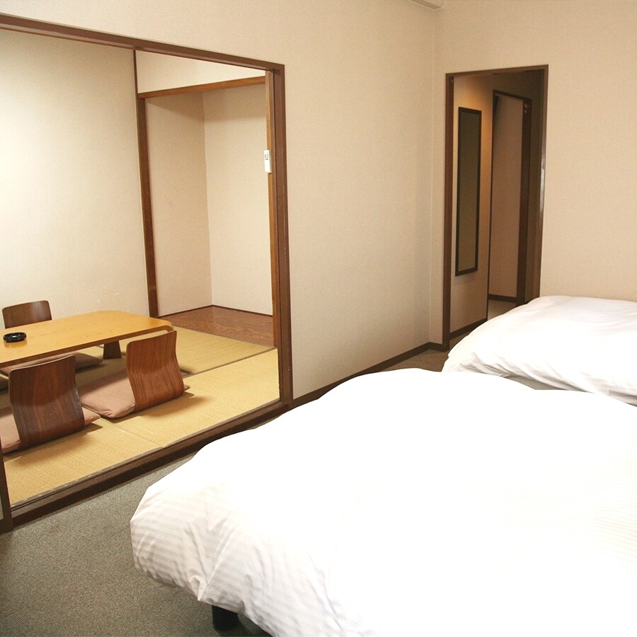 Contoh kamar deluxe Jepang dan Barat