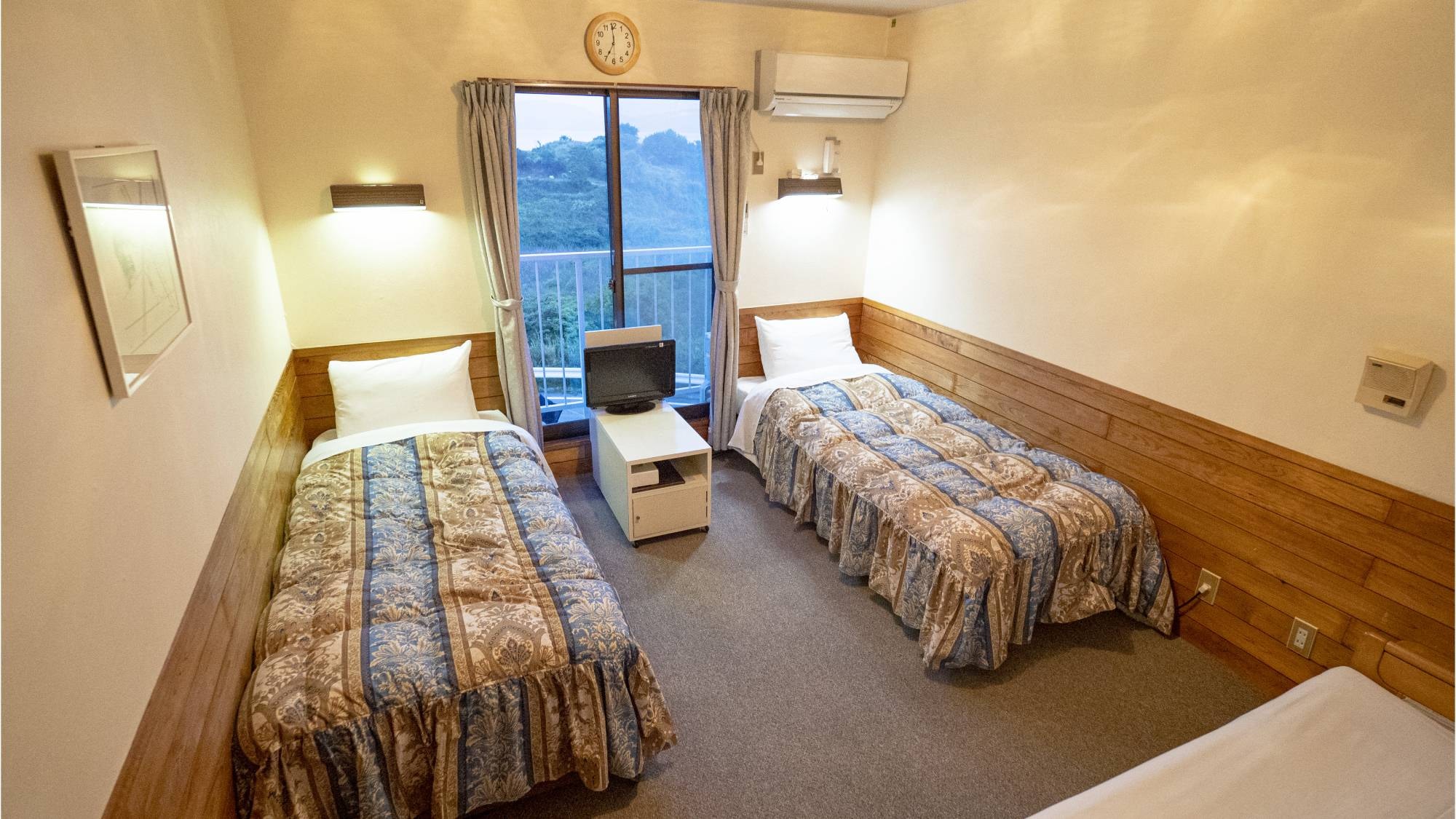 ・ [Room for 2 to 3 people] A room where you can spend time with your friends and family ♪ Please spend with memories of a fun trip
