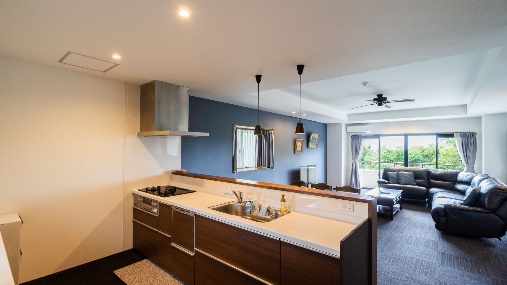 【1F-숲-Forest-】165㎡의 넓은 공간으로, 1명부터 최대 6명까지 쾌적하게.