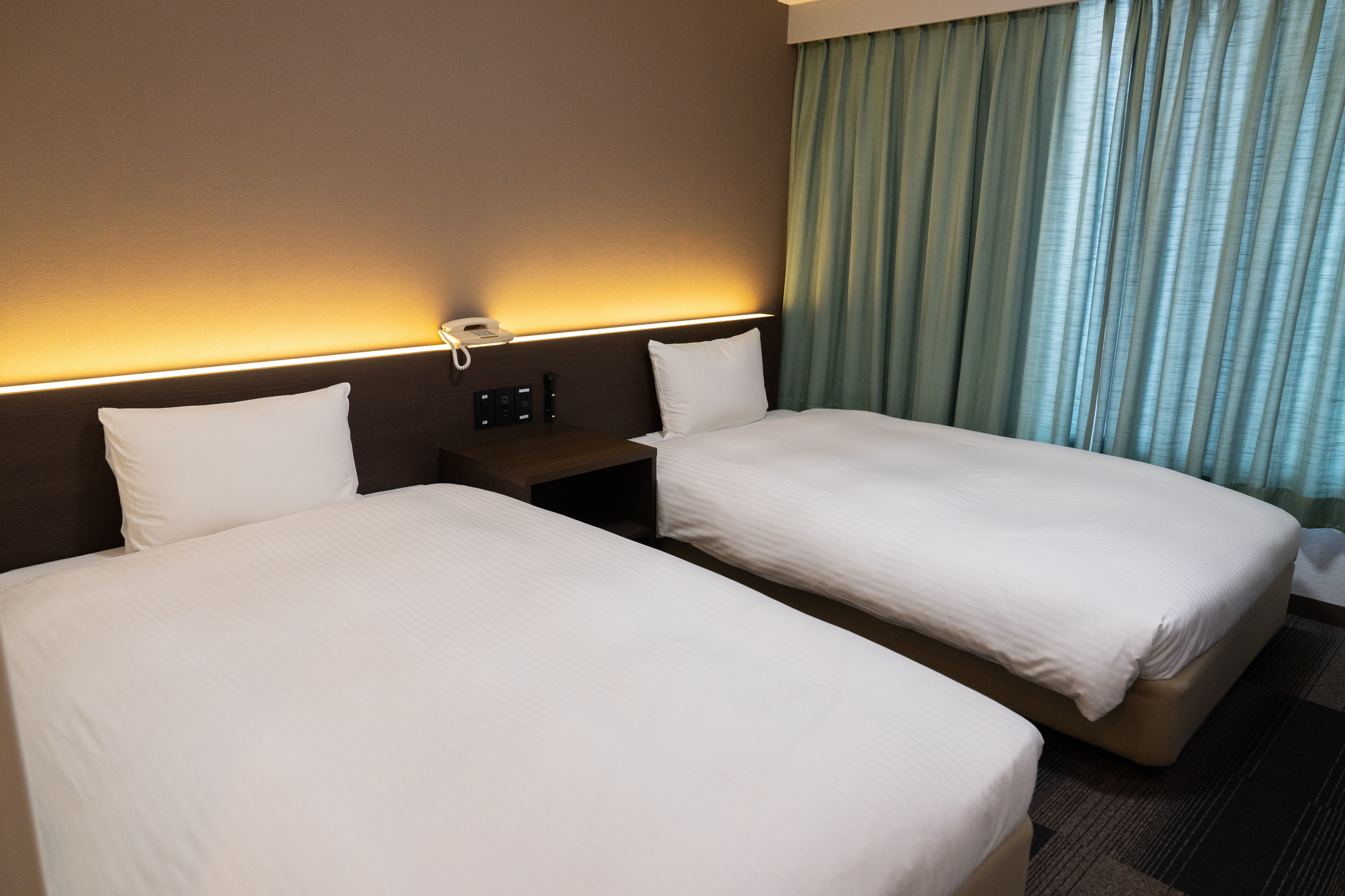 [Twin room] A twin room with two 110 cm beds.