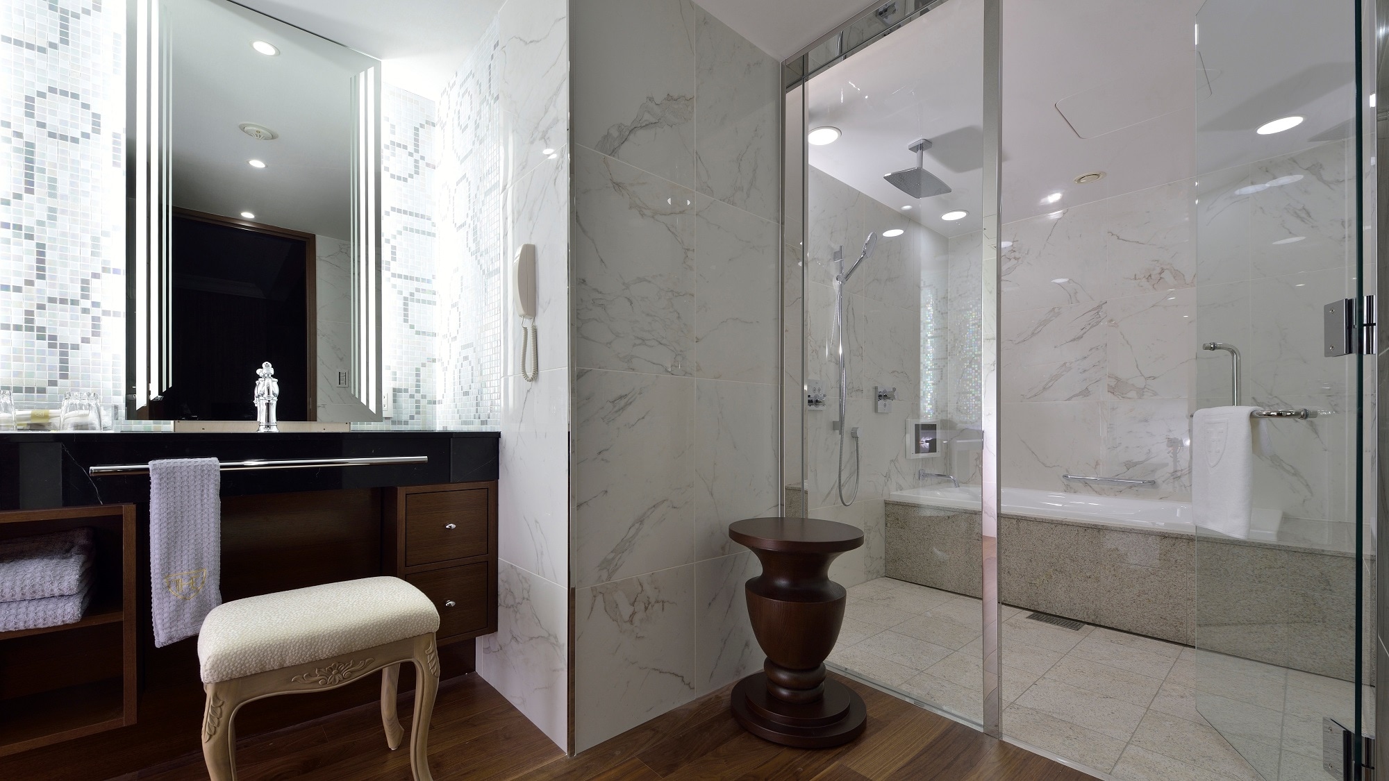 ห้องชุด(ตัวอย่างห้องน้ำ)