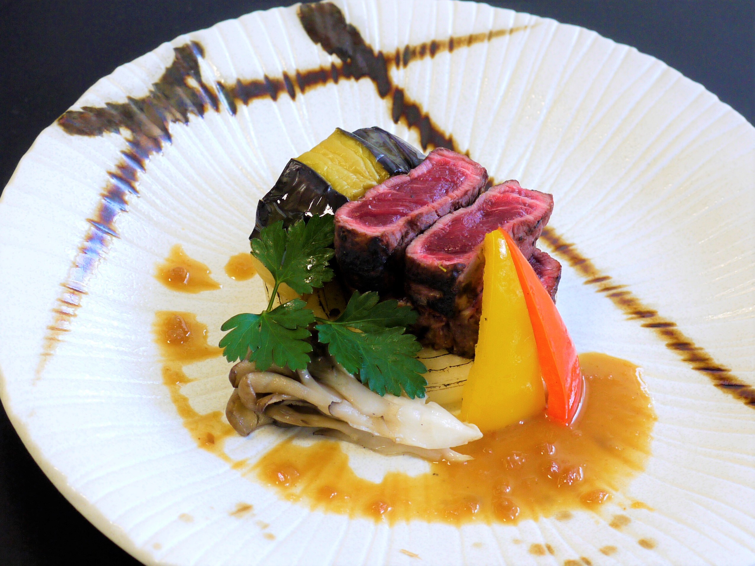 [Meat dish] Domestic beef fillet steak with Saikyo sauce