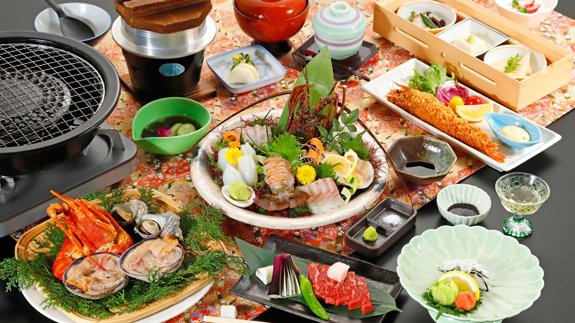 [Bữa tối - Ba món ăn chính của Minami Chita (Tháng 10 đến tháng 3)] Món ăn nơi bạn có thể thưởng thức món cá nóc sang trọng, tôm hùm gai và thịt bò Chita