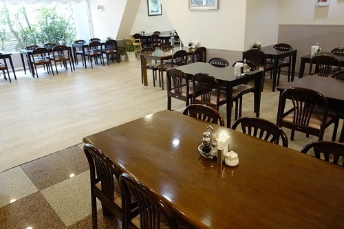 restaurant