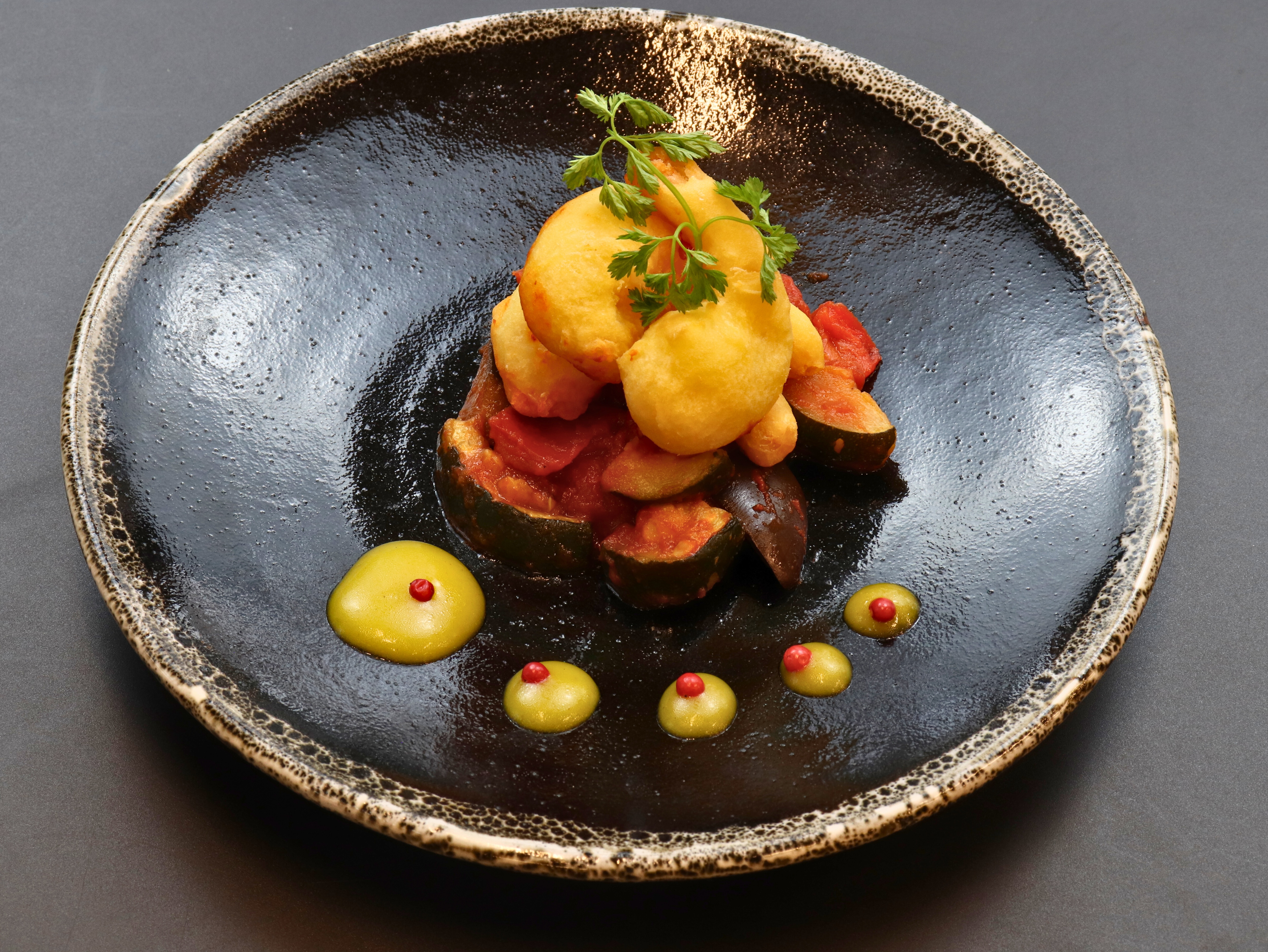 [Contoh makan malam] Udang sayur dengan ratatouille *Gambar hanya untuk tujuan ilustrasi.