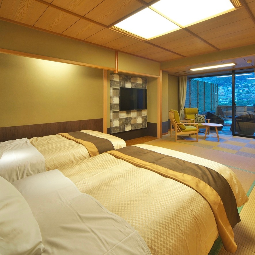 Japanese-Western style room with a semi-open-air bath "Tsuwabuki" room