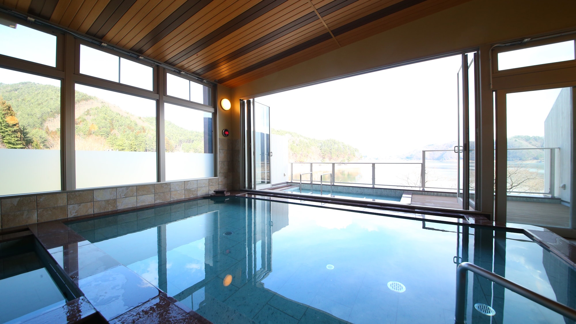 [Phòng tắm công cộng lớn] Bạn chắc chắn sẽ được xoa dịu bởi quang cảnh tuyệt đẹp!