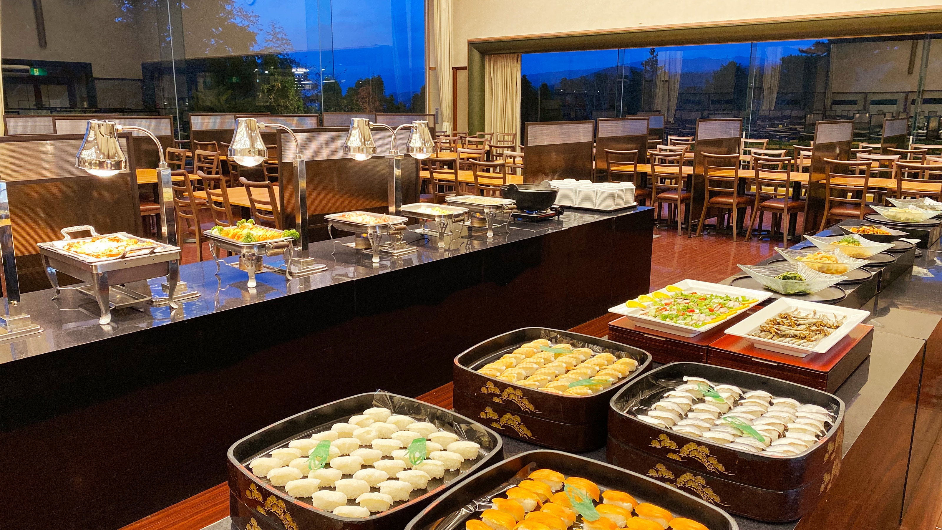 Một ví dụ về tiệc buffet tối