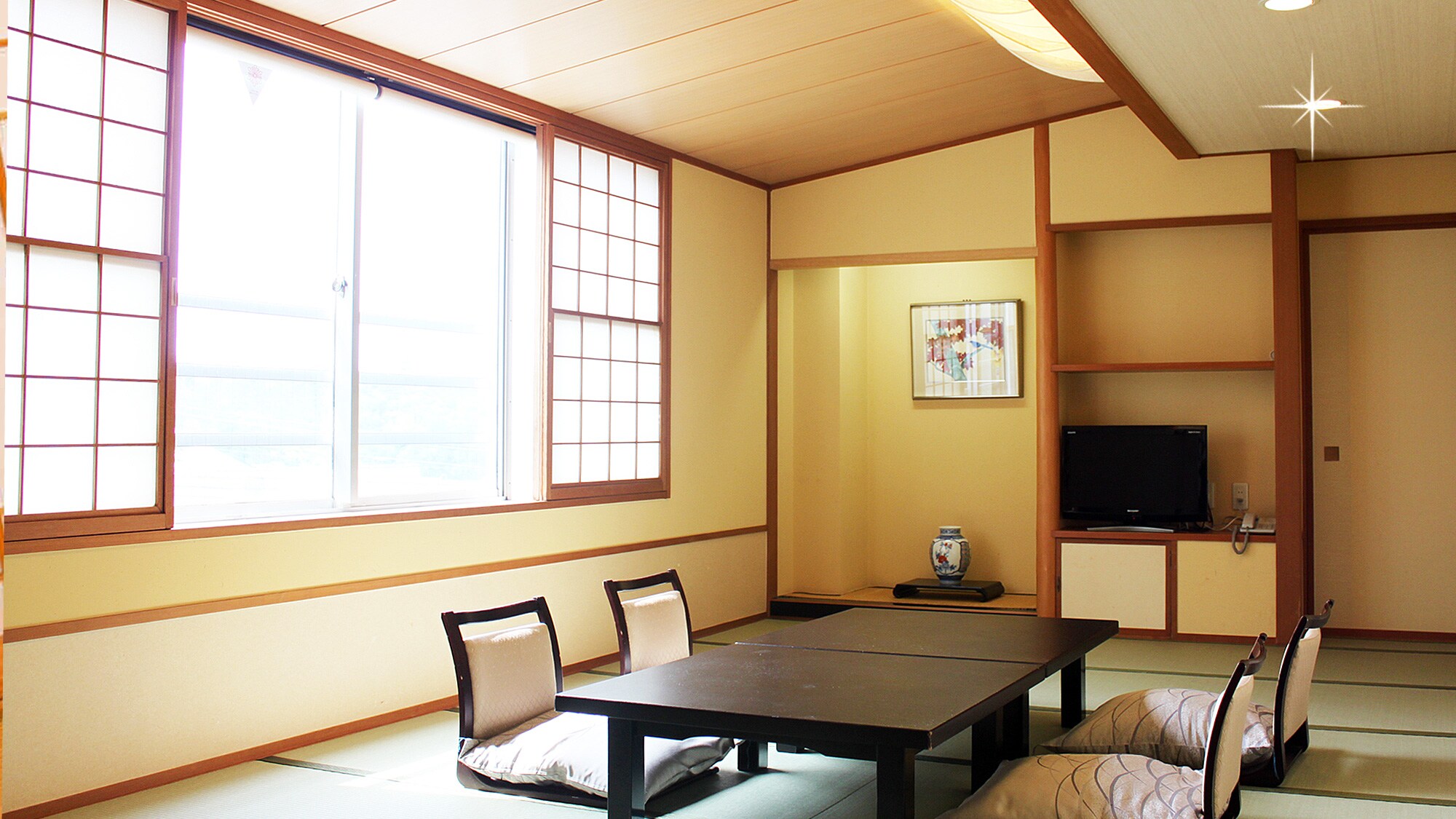 Relaxing Japanese-style room [Main building] 12 tatami mats (renovated)