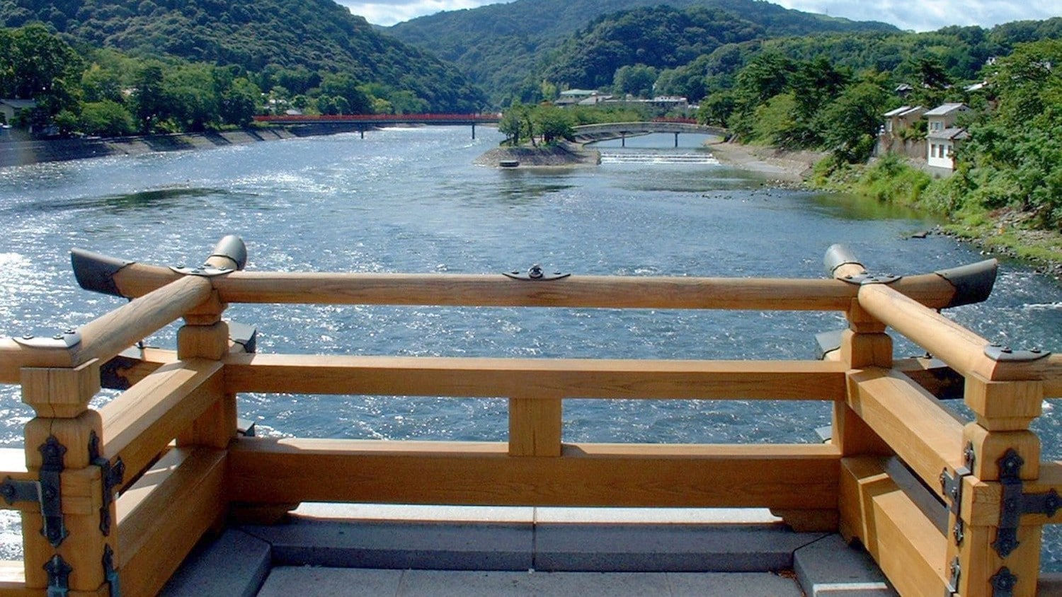 (สะพานอุจิ) เป็นหนึ่งในสามสะพานที่เก่าแก่ที่สุดในประเทศญี่ปุ่น *รูปภาพใช้เพื่อเป็นภาพประกอบเท่านั้น