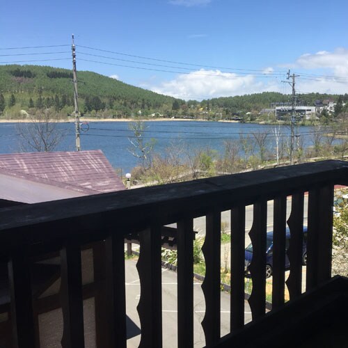 [Room 202] Twin room with lake view