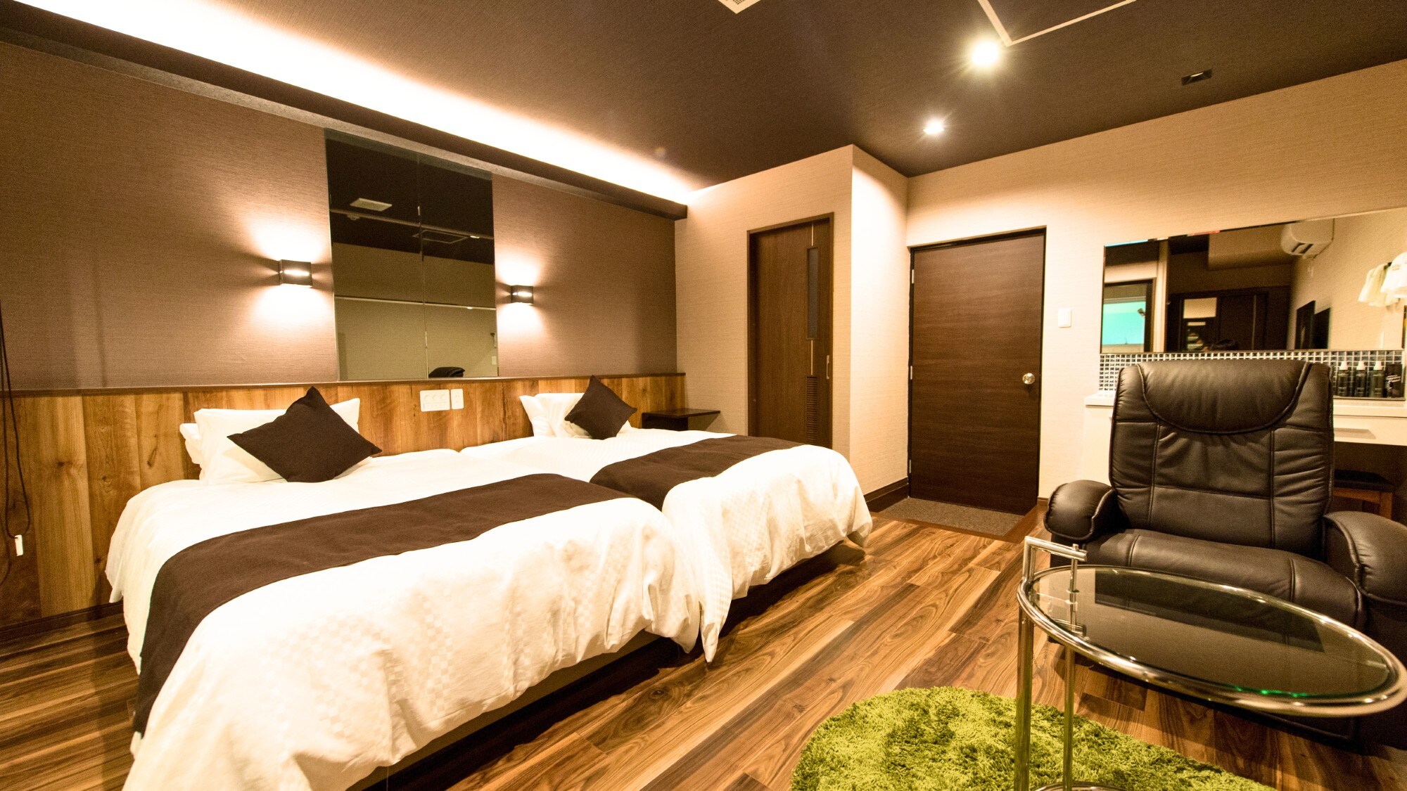 [ห้องซูพีเรีย สไตล์ตะวันตกโมเดิร์น] (31ตร.ม.)