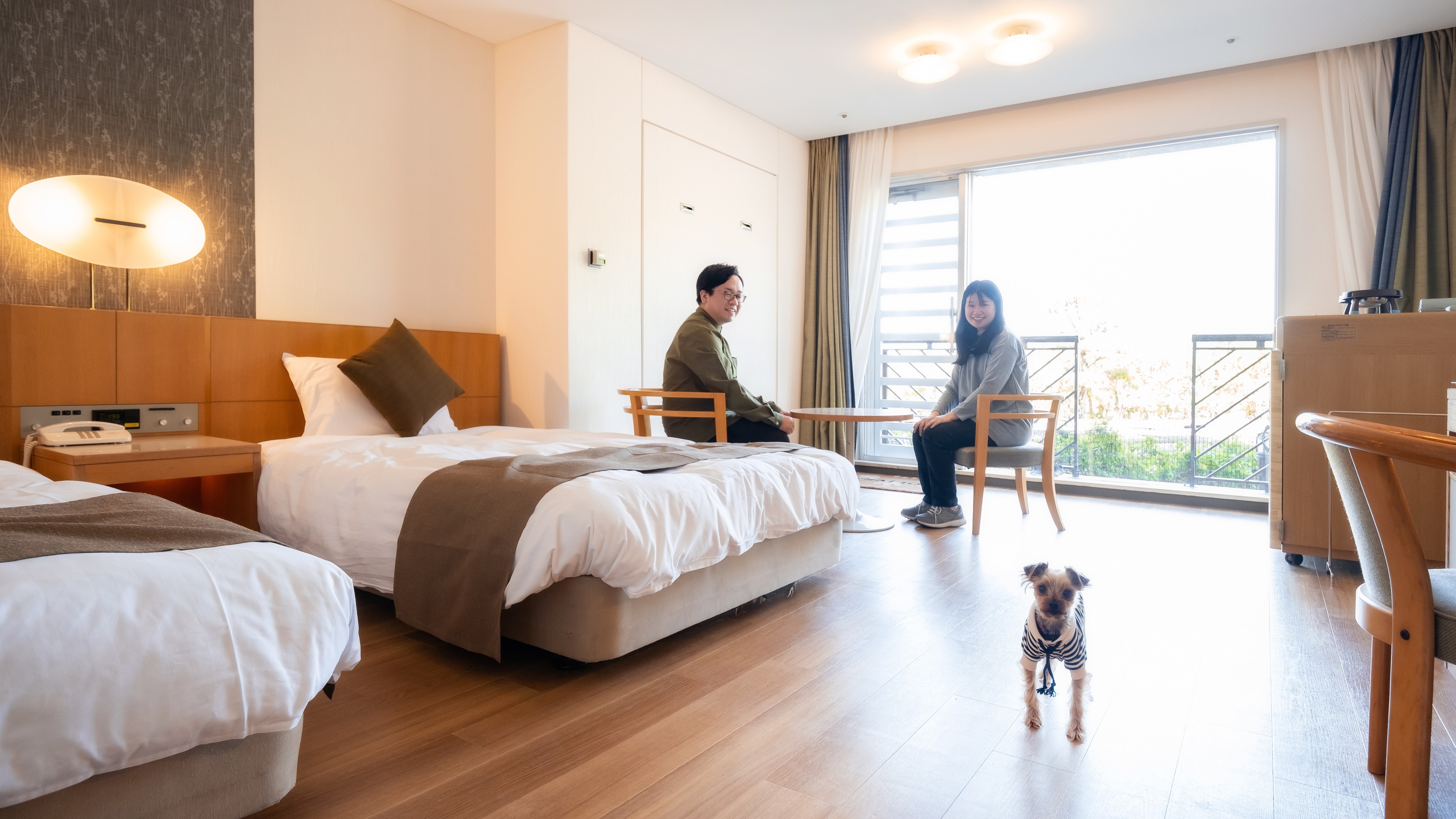 [Western-style room where you can stay with your dog] Equipped with a private entrance/36 square meters
