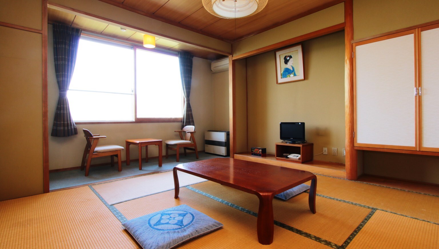 日式房間（8張榻榻米）