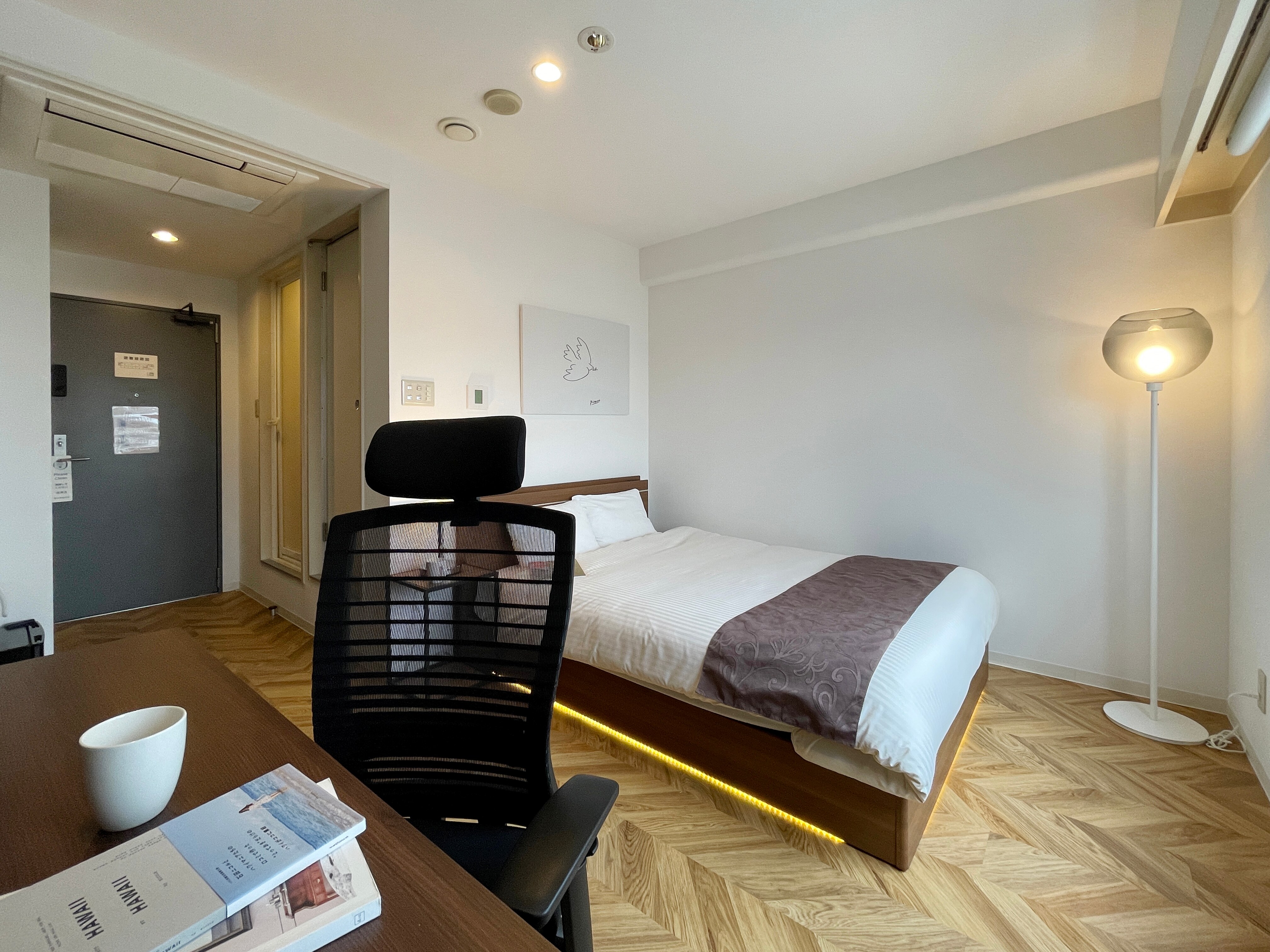 4th floor double bedroom