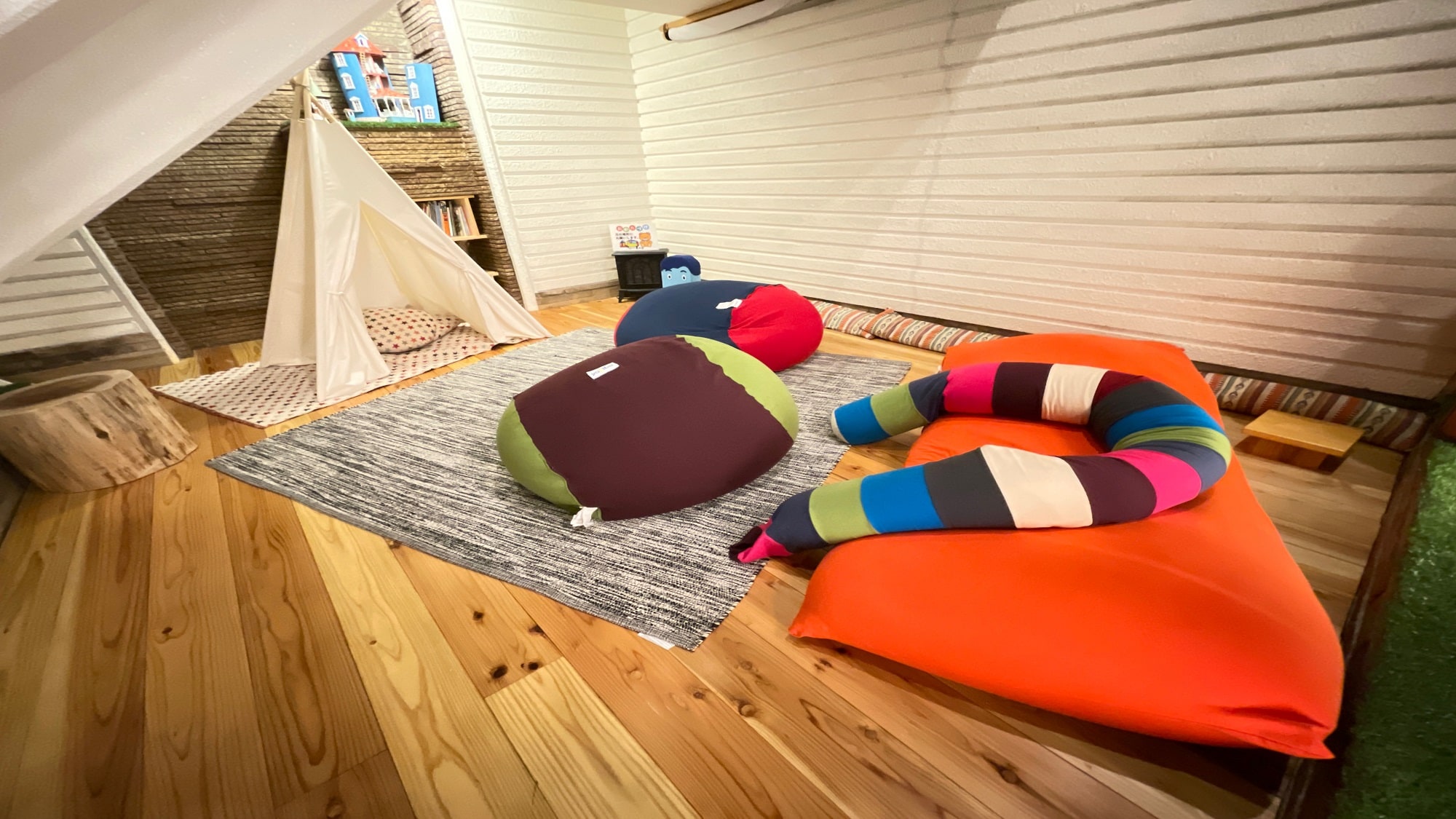 Relaxation corner (3rd floor)