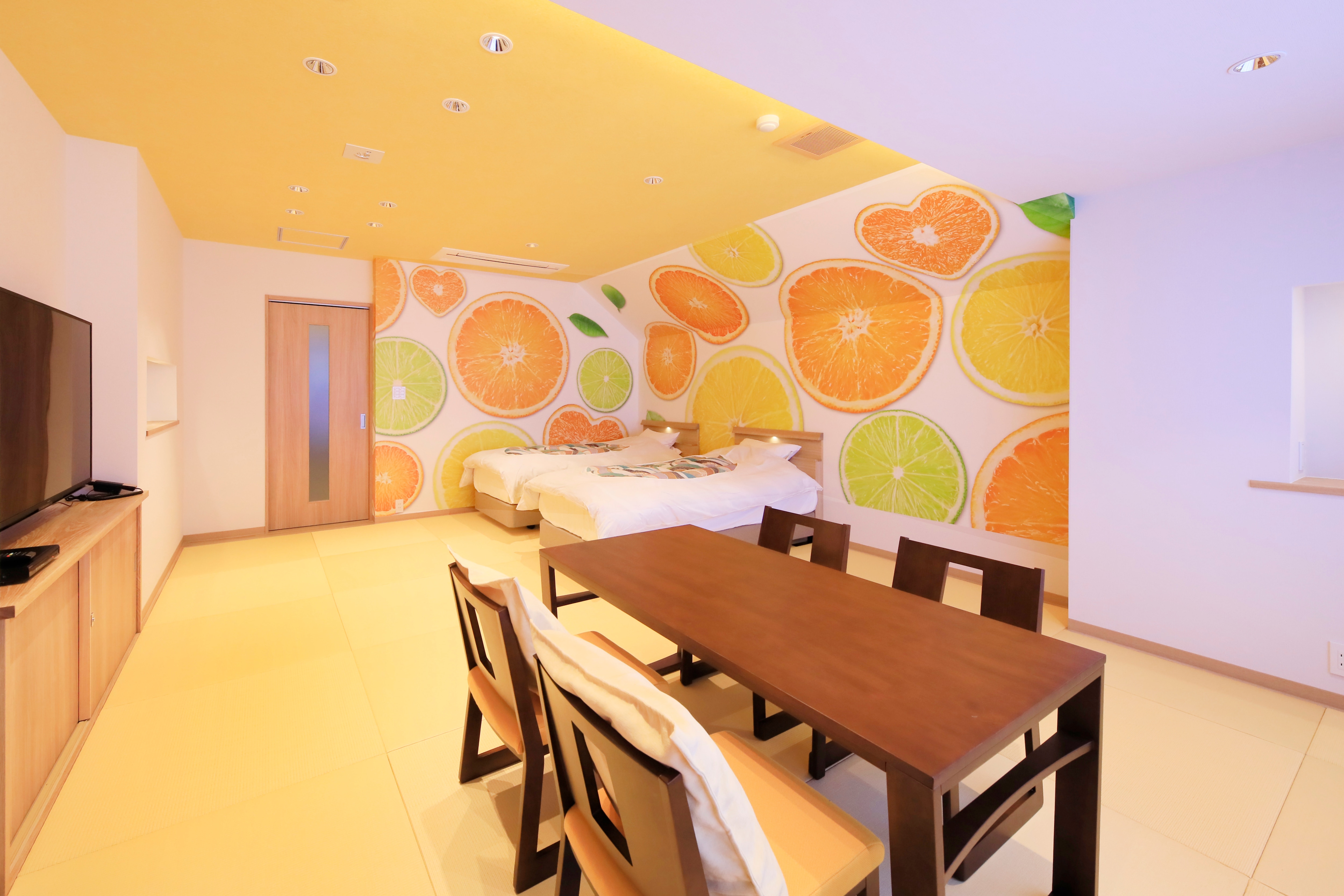 Concept room citrus [Mikan] whole