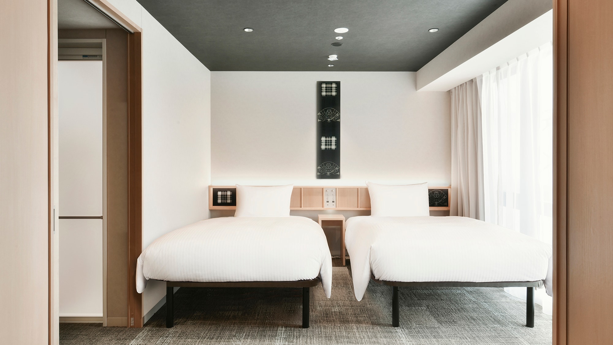 [Deluxe room] 31 square meters, 2 beds with a width of 120 cm, 2 futons can be installed, 2 to 4 people