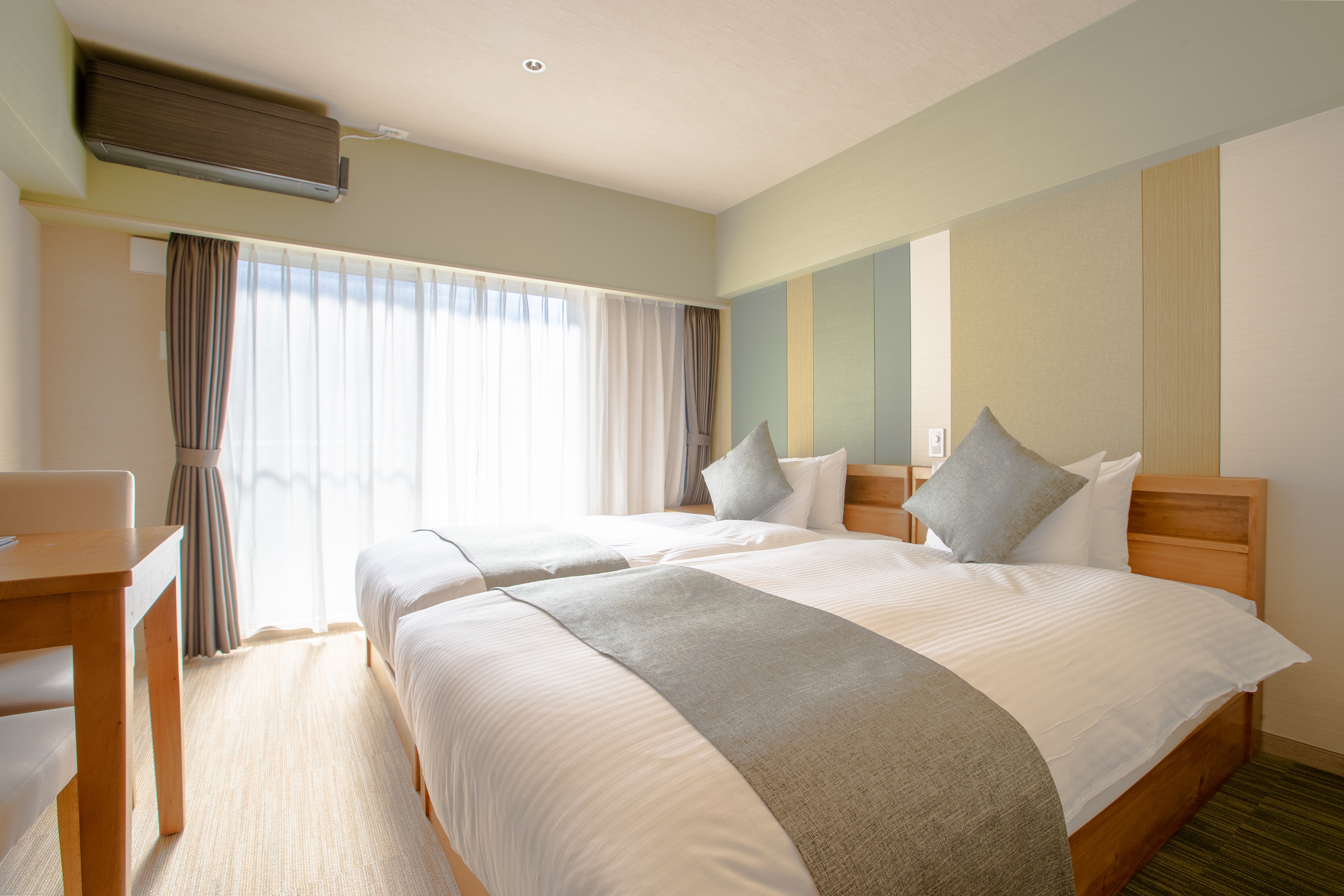 Twin room (example)