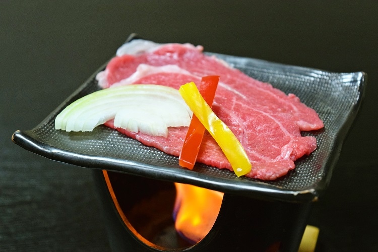 Daging sapi teppanyaki Yonezawa