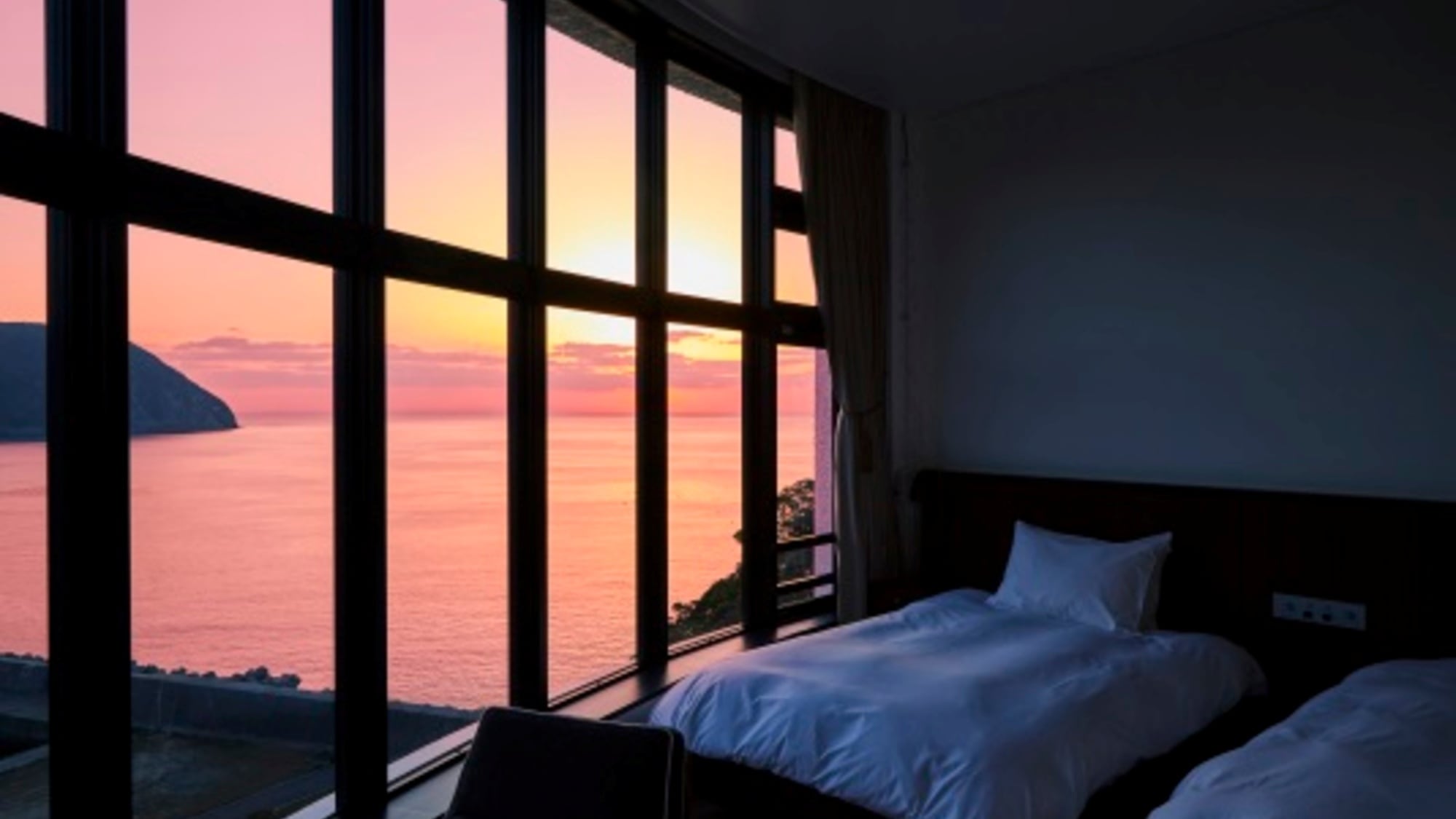 Executive Ocean Suite - Enjoy the magnificent panoramic view of Narao Bay and Goto Nada Sea.