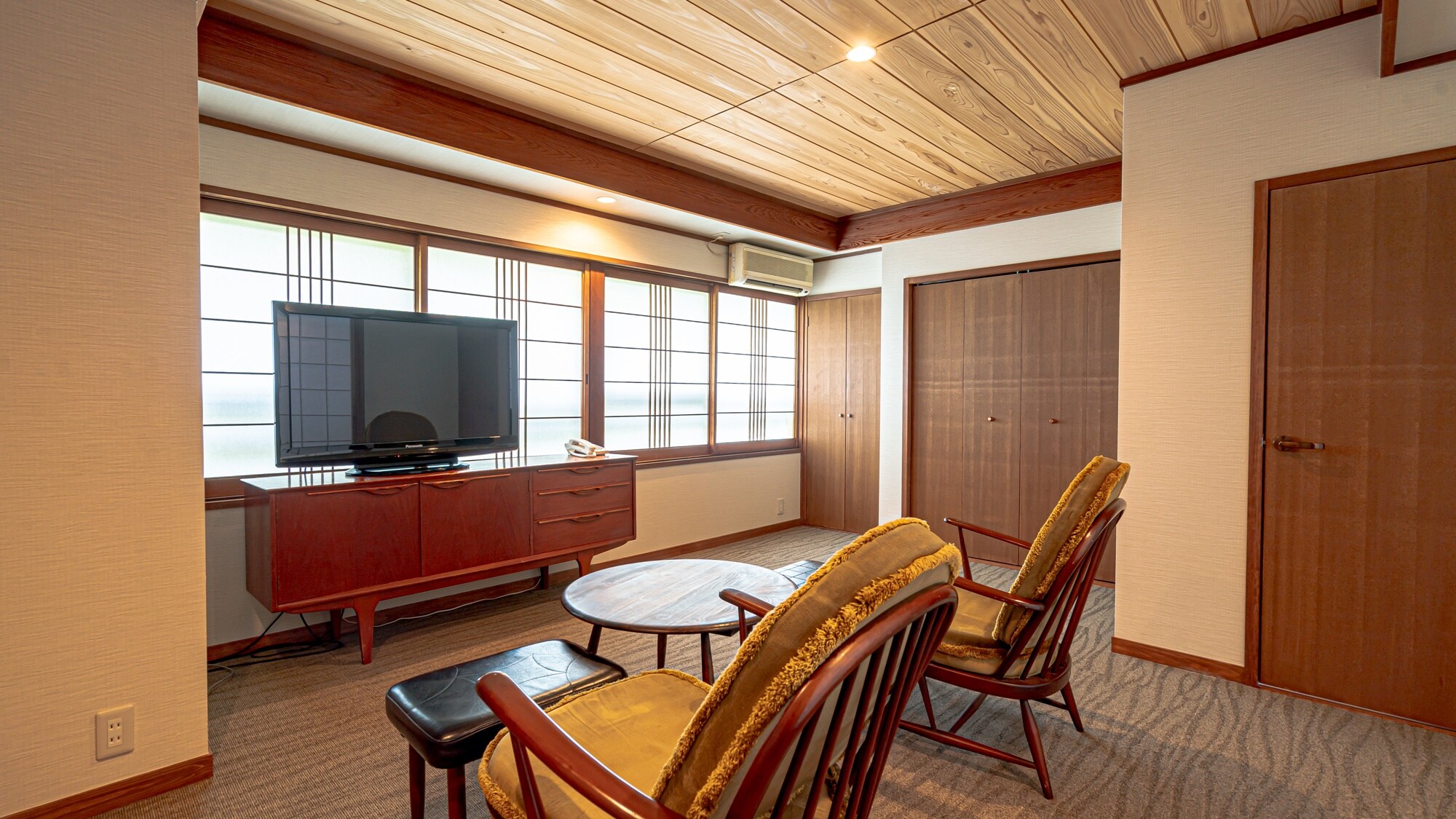 * [Room] Tamba's room (2F)