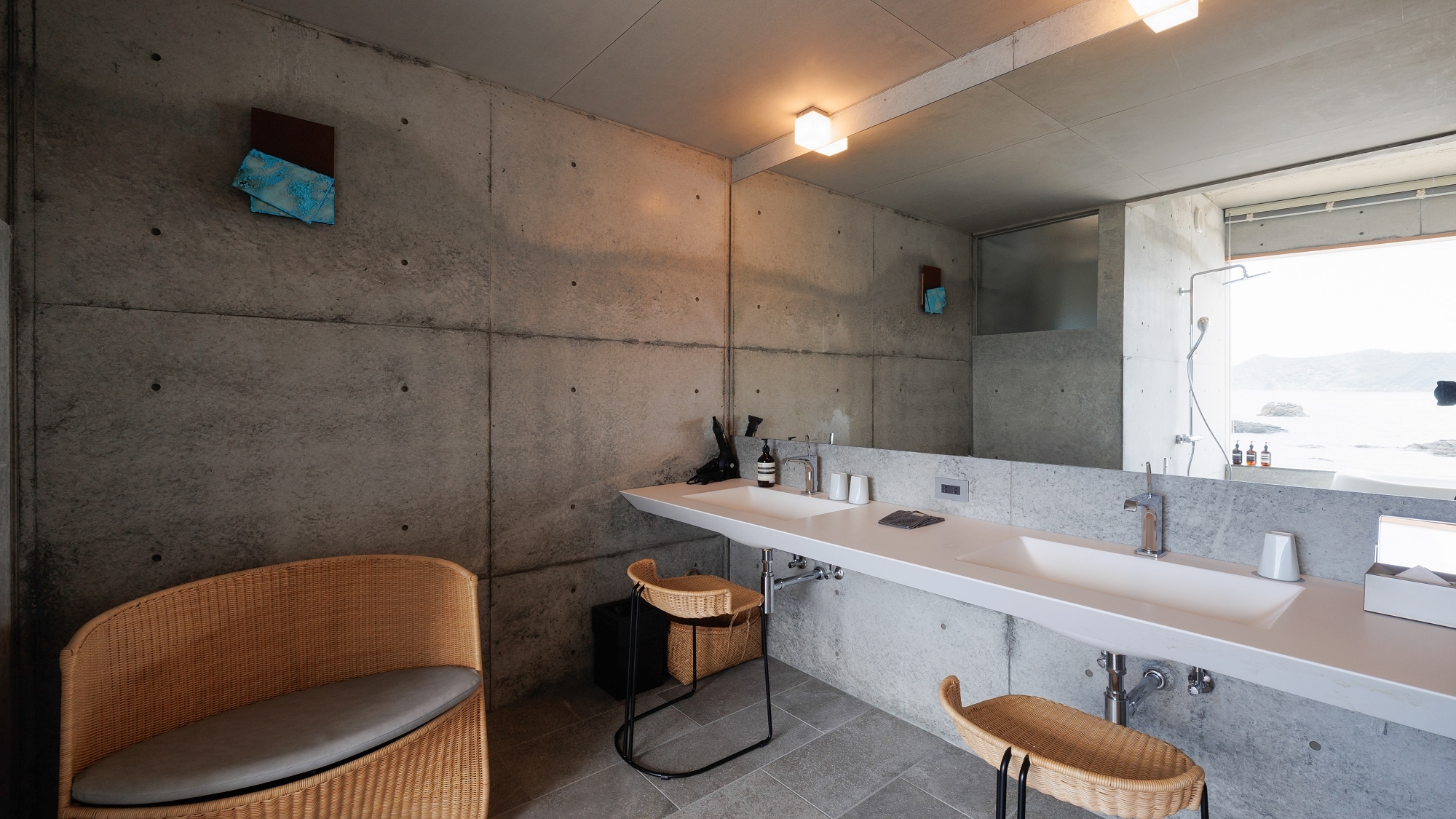 [Horizon Deluxe Villa Triple Bed] ห้องน้ำมีอ่างล้างหน้า 2 อ่าง