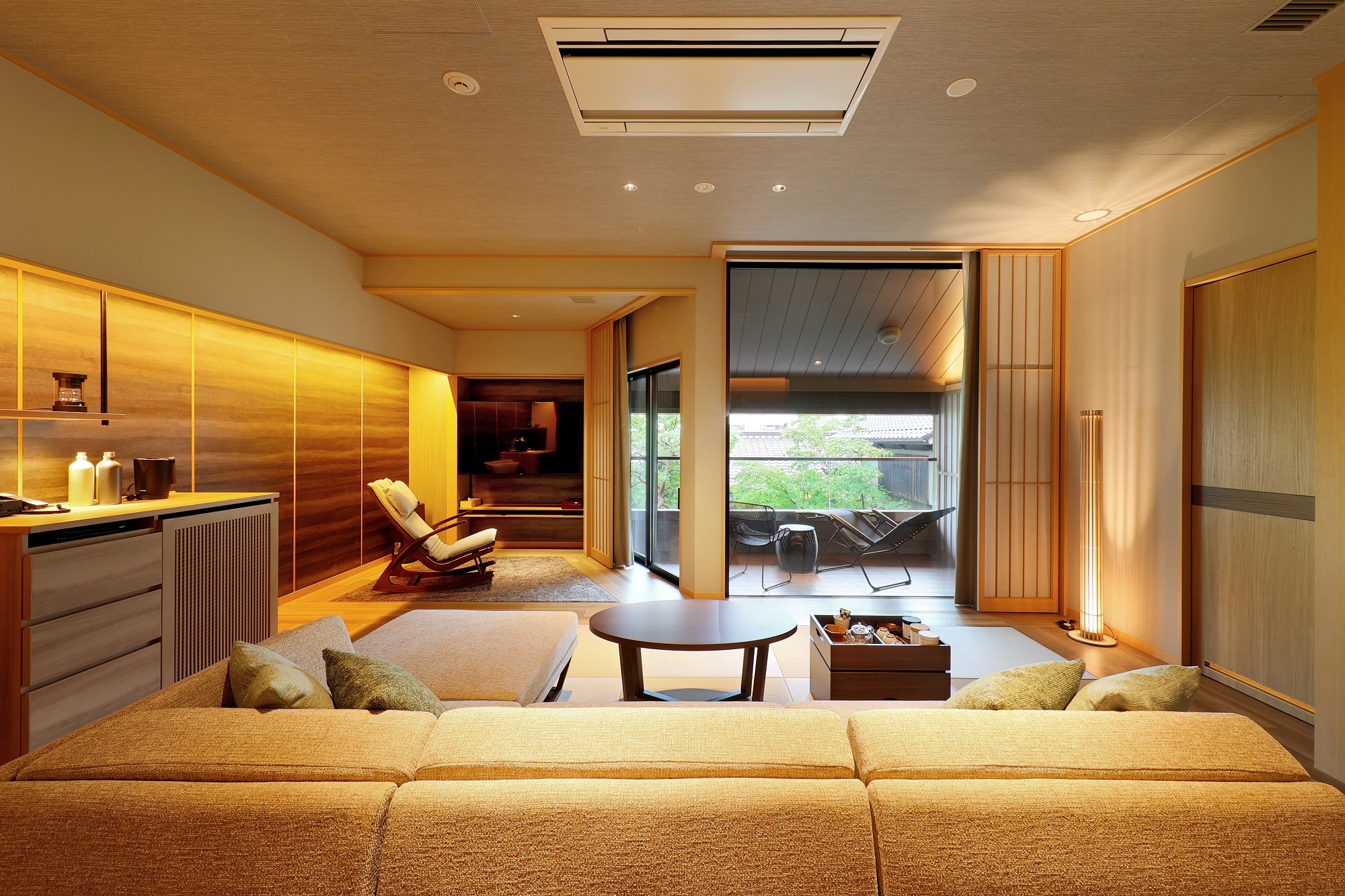 2nd floor sauna, open-air bath, Japanese-Western room with hot spring "Sousous" Living room
