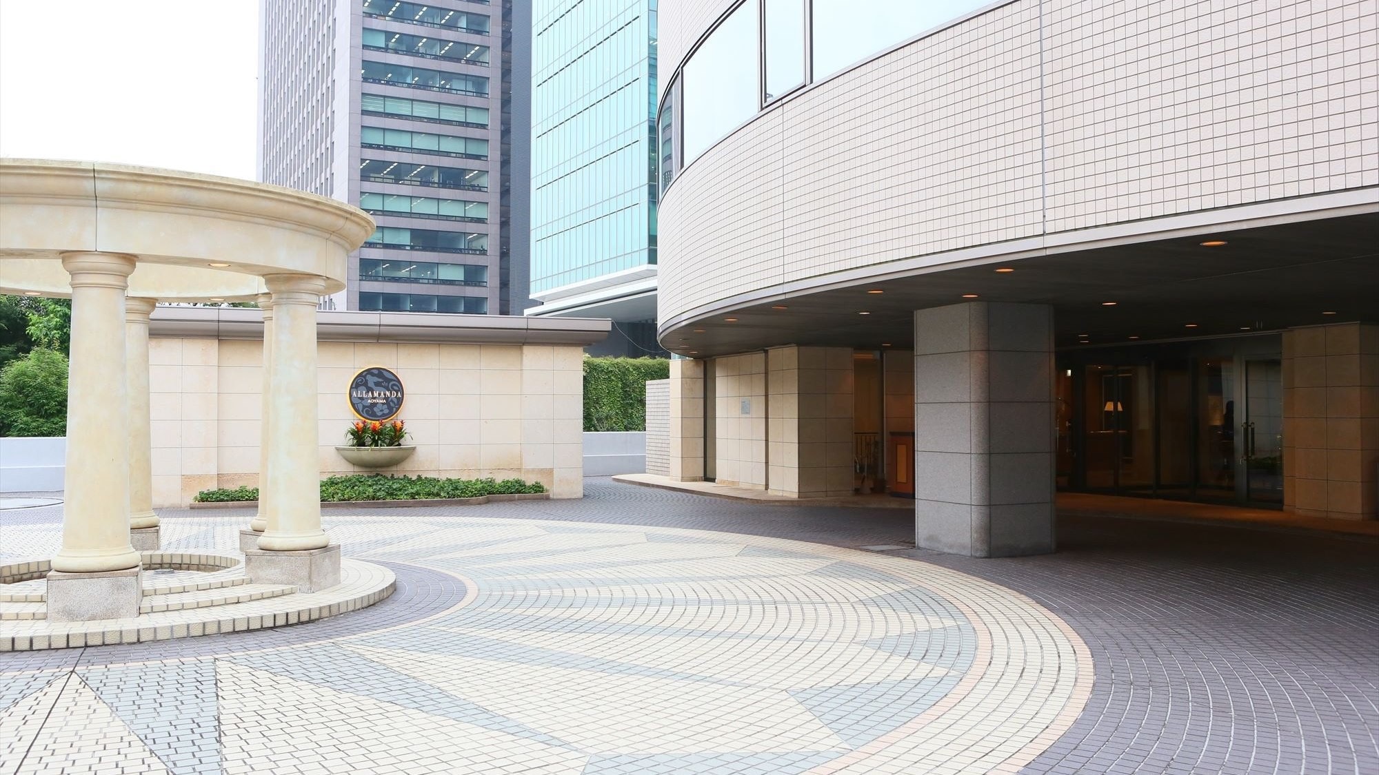 ◆ 외관 | 행동 영역이 현저하게 퍼지는 새로운 시대의 라이프 스타일을 물들인다