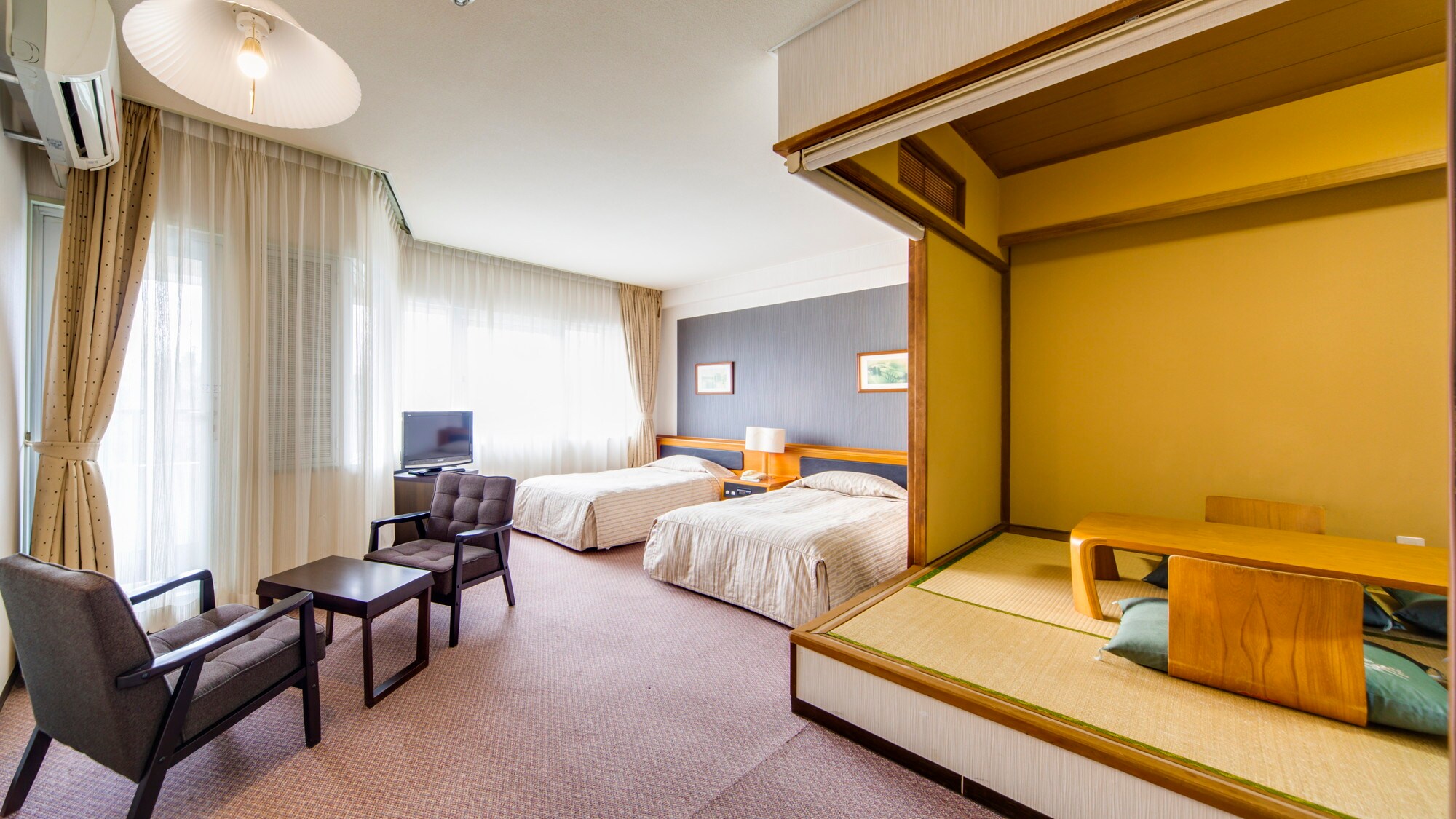 Japanese-Western style room