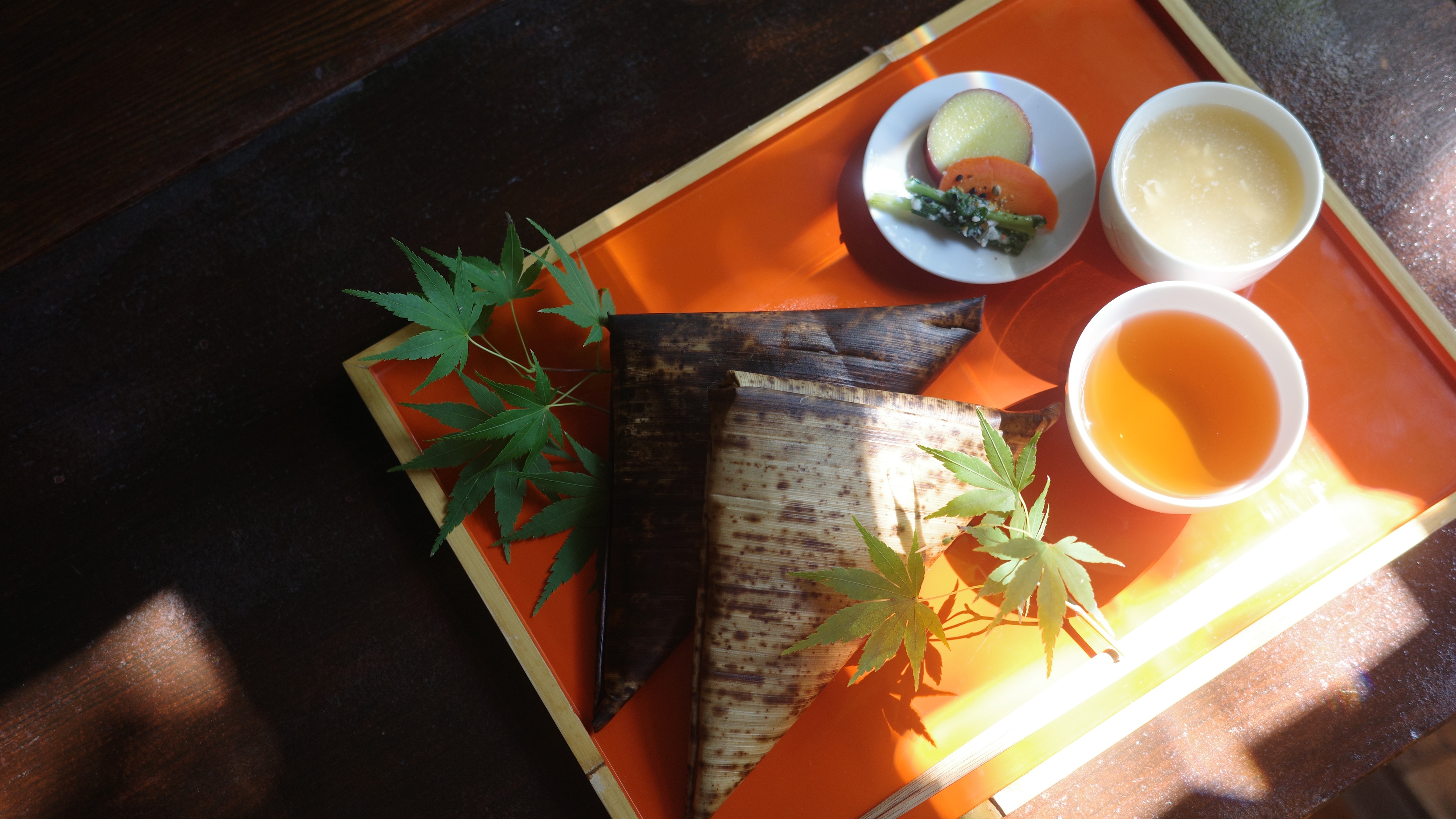 Bữa ăn chimaki được chuẩn bị kỹ lưỡng của Yufuin