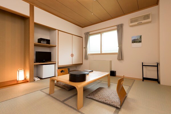 * [Main building] 2nd floor Japanese-style room * No smoking in the entire building