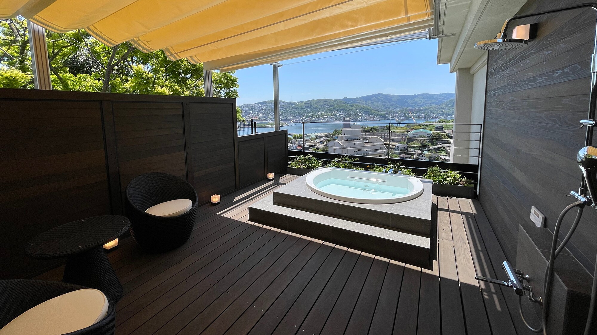 [Deluxe Akebono Japanese-Western style room with open-air bath with spectacular view]