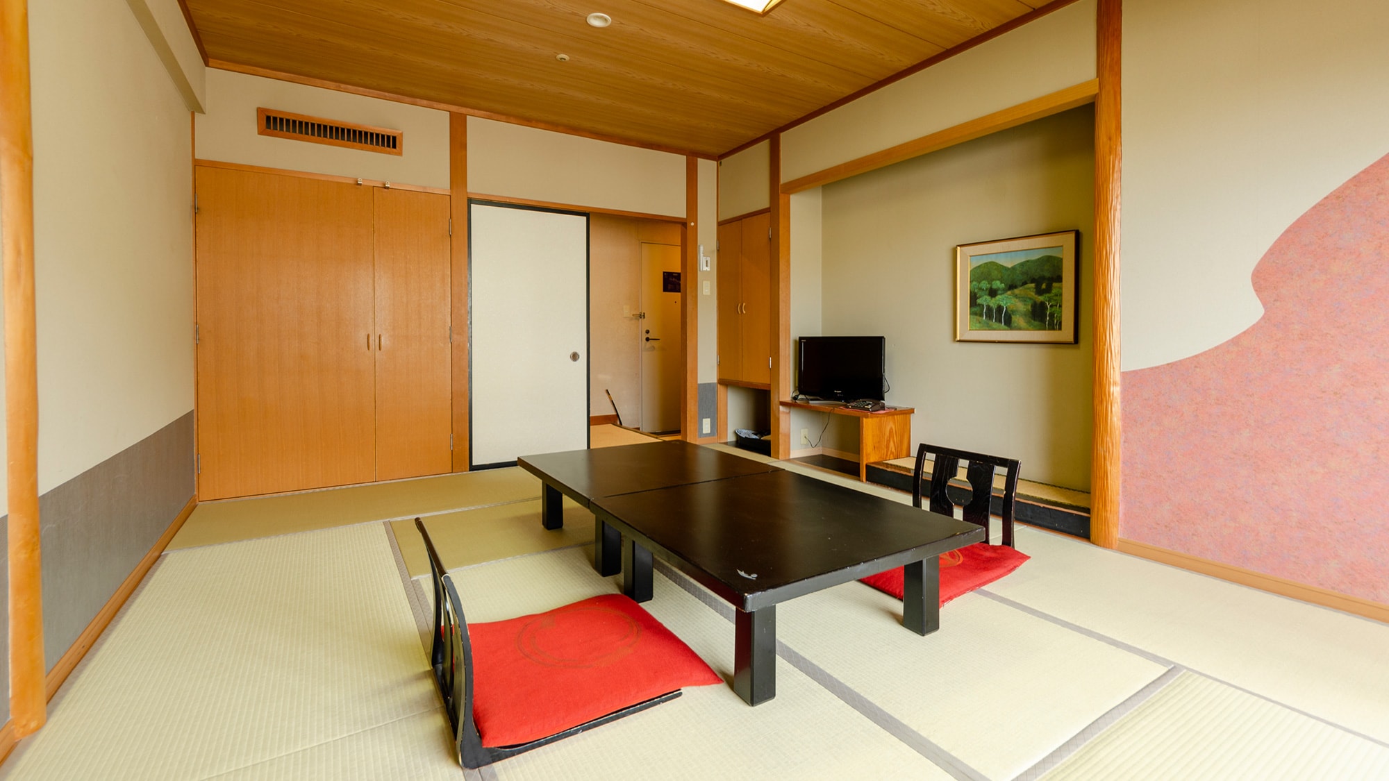 ◆ Central East Building Japanese-style room 10 tatami mats or 12 tatami mats (D) (Wi-Fi available)