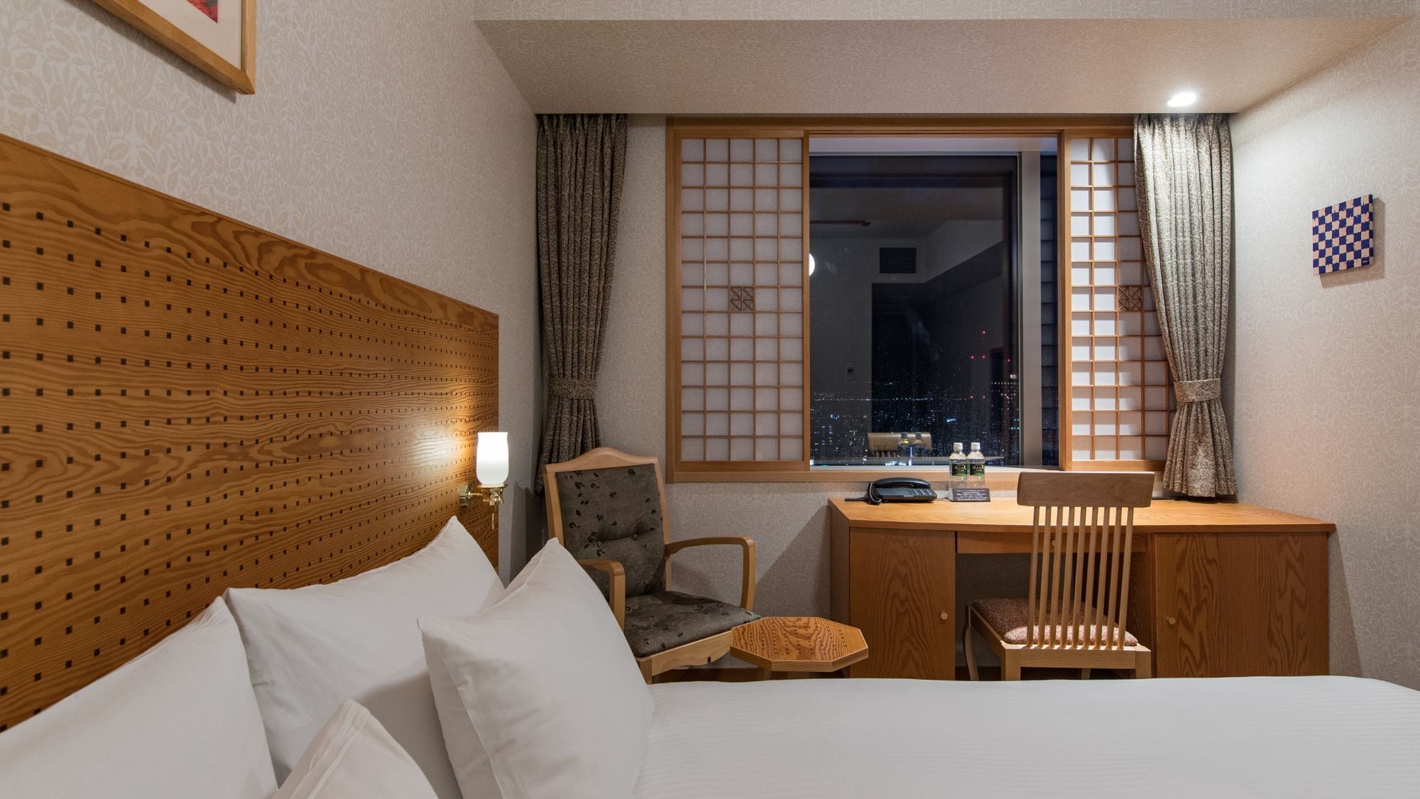 ◆Standard Double | All rooms feature the luxury bed brand "Serta"