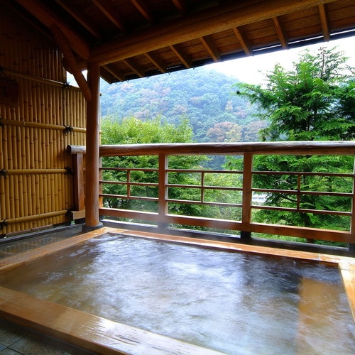 Women's open-air bath "Kogiri no Yu"