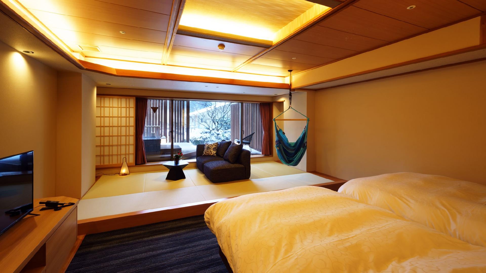 Modern Japanese style twin room with hammock