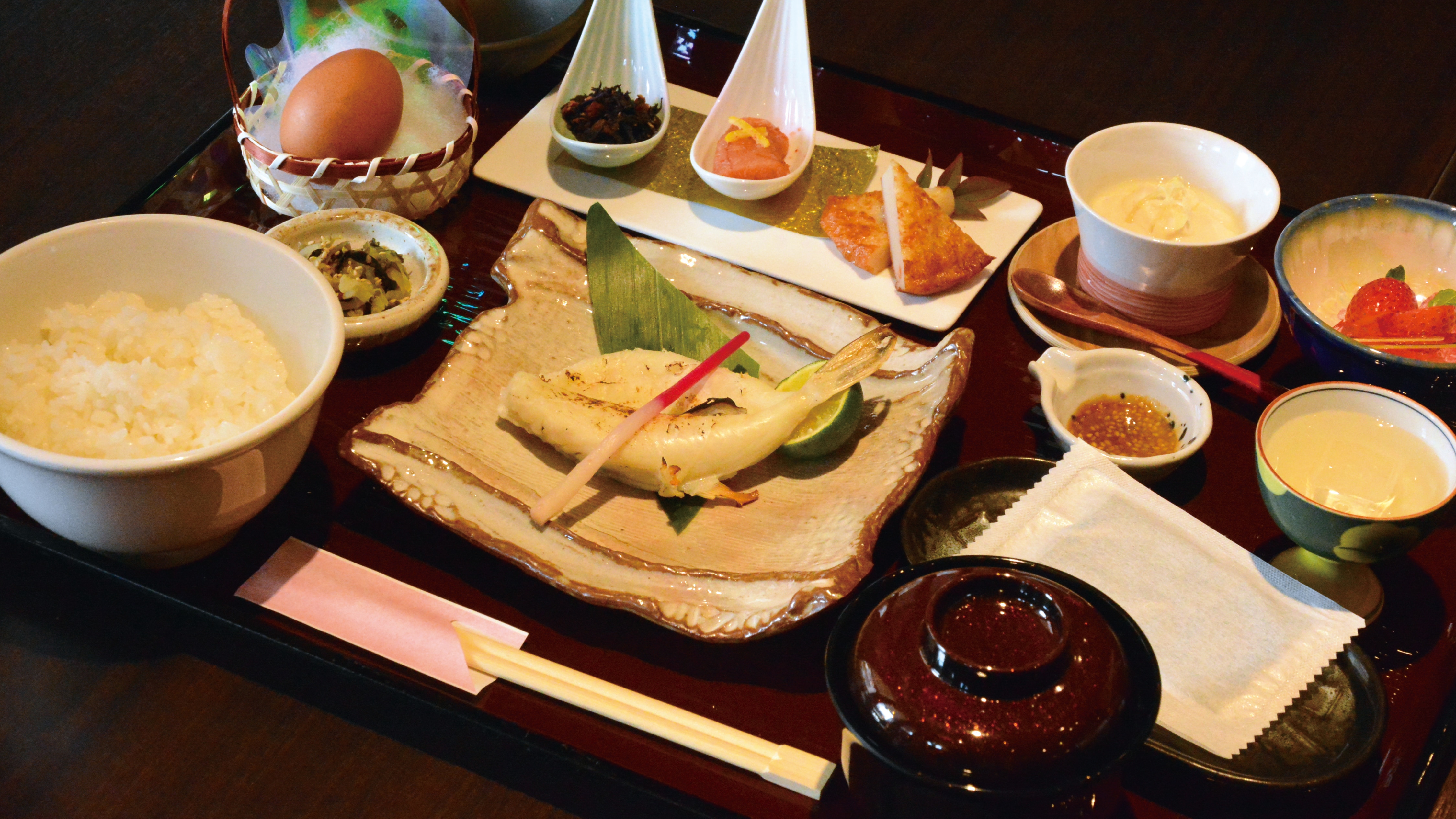 Seasonal fish dishes Dried overnight Fuku * The dishes will change depending on the purchase