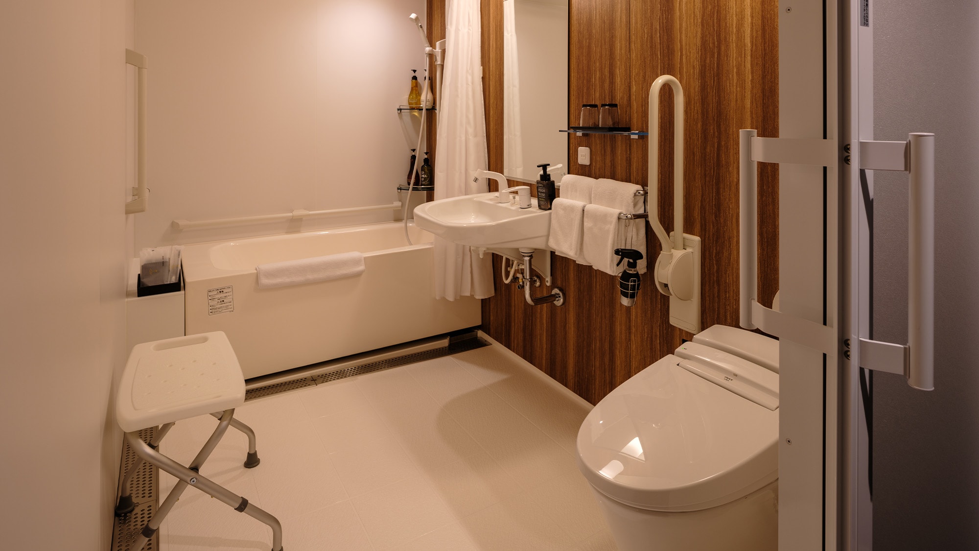 [Non-smoking] Standard twin room