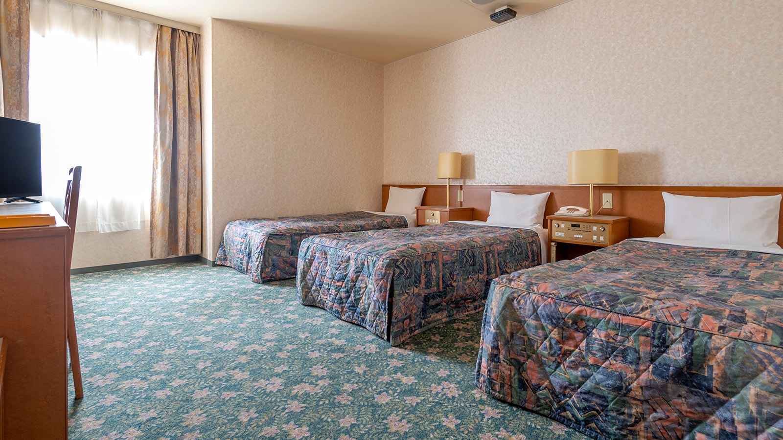Triple room