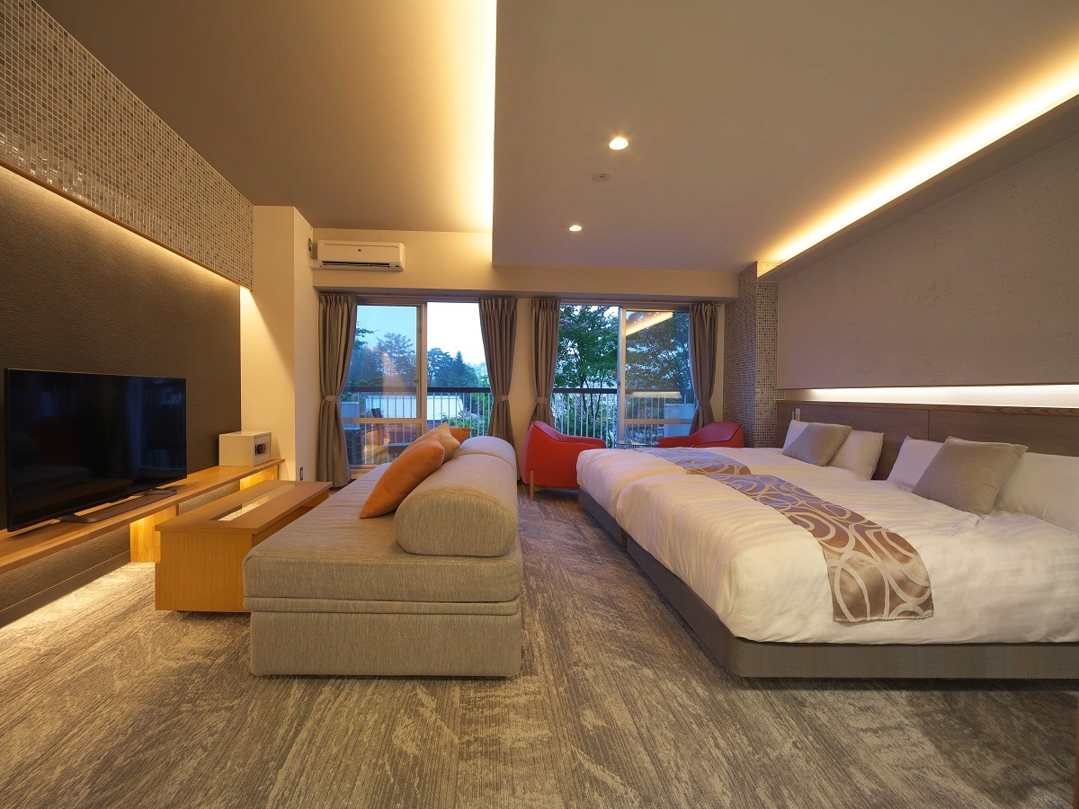 Luxury Twin Room A