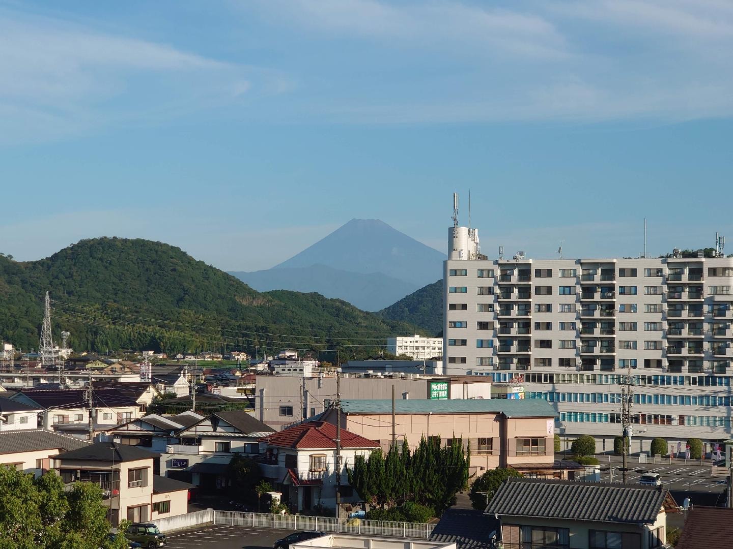 DSC_2245　部屋からの富士山.JPG