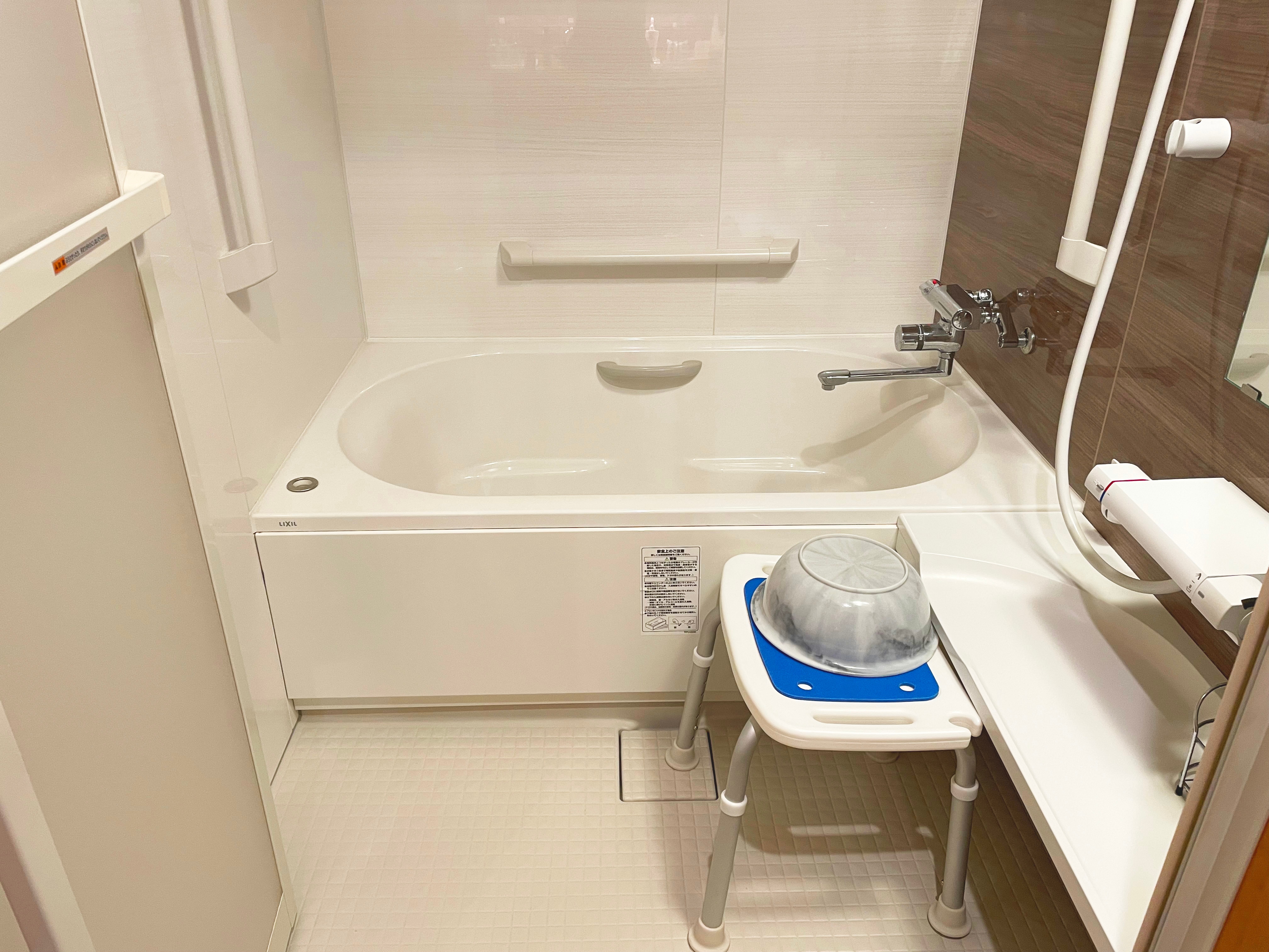 [Main building Jyuraku-kan: Japanese-Western style rooms with barrier-free access]