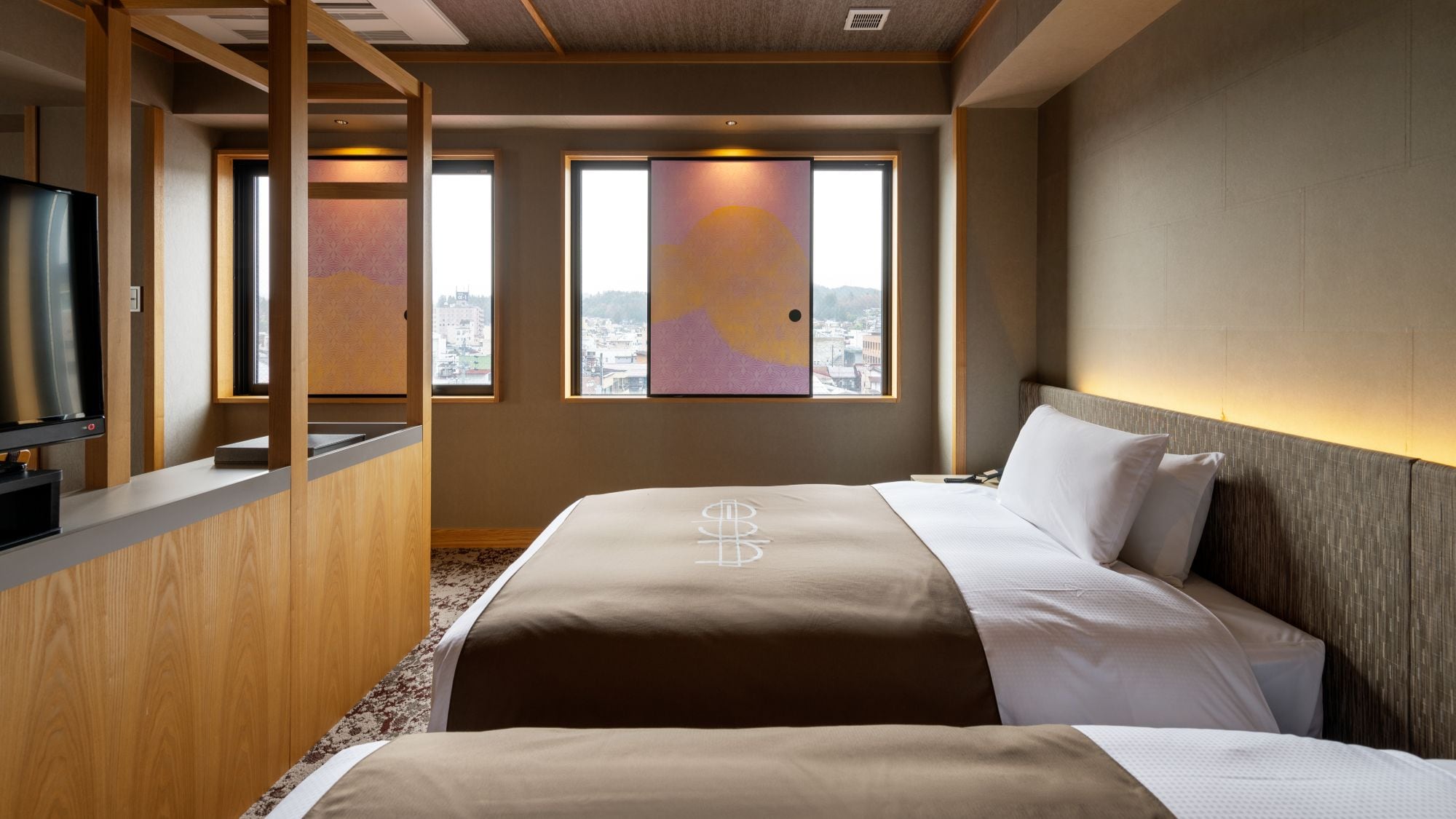 eph Suite (with cypress bath)