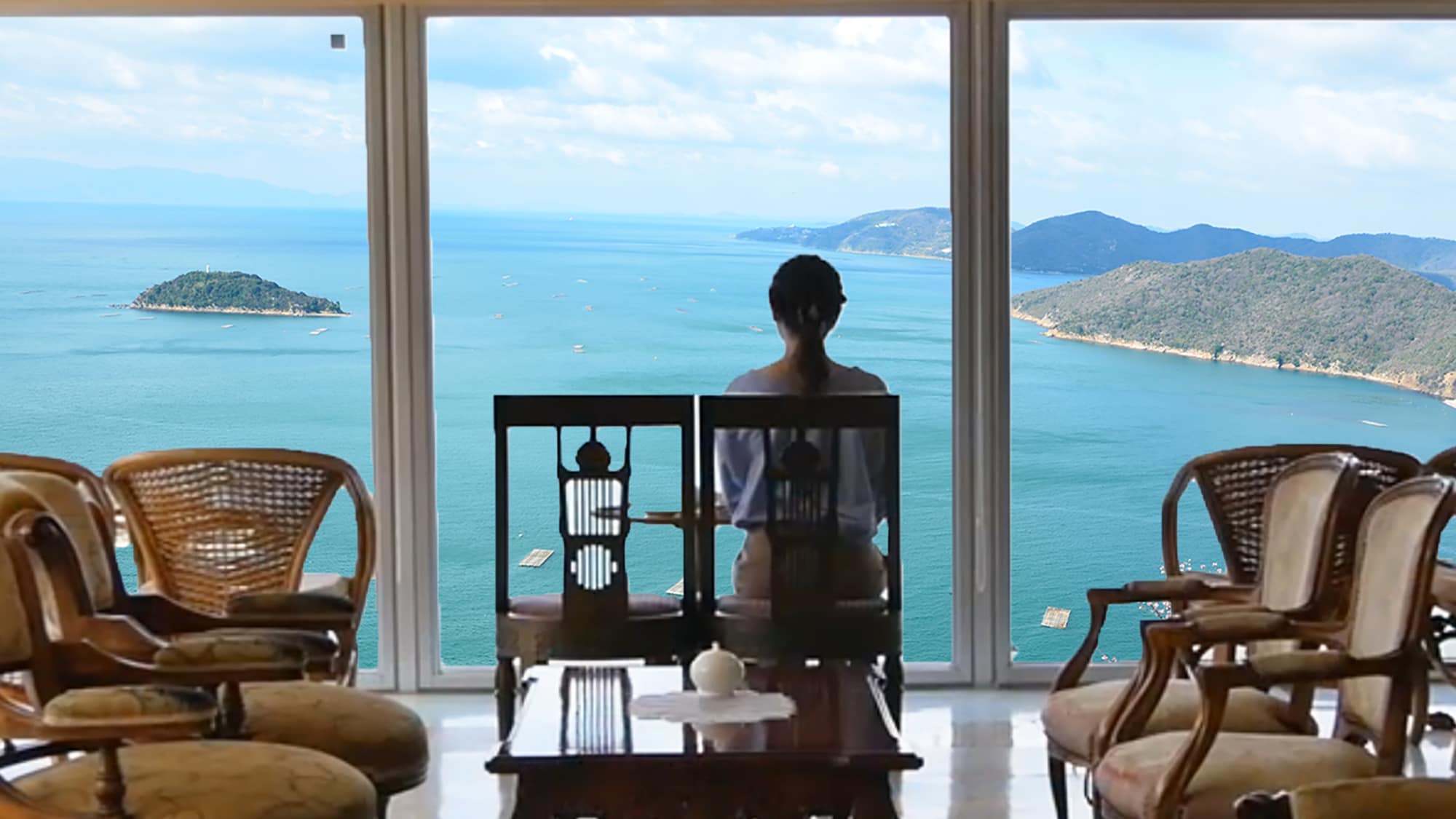 ทิวทัศน์ของ Setouchi เมื่อมองจากเลานจ์