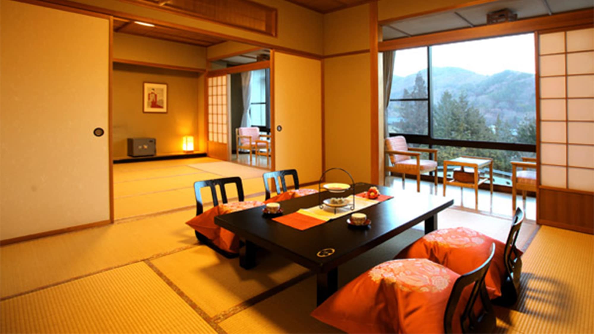 ◆ Flower car ◆ (Japanese-style room 8 tatami mats + 8 tatami mats)