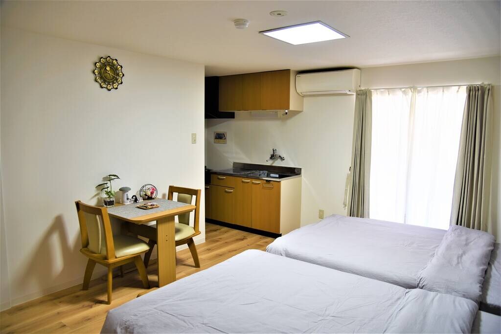 Western-style room (with kitchen)