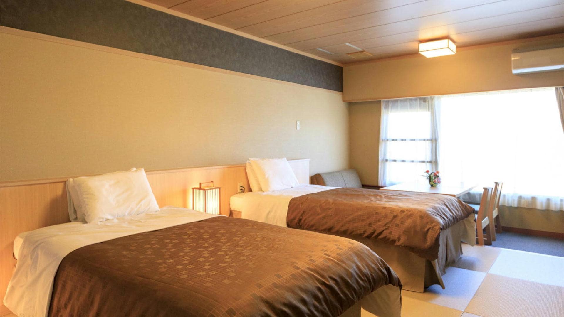 日式現代雙床房